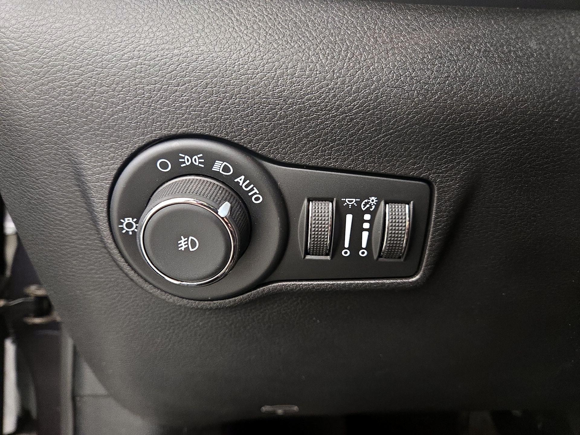 Thumbnail: 2024 Jeep Compass - 13