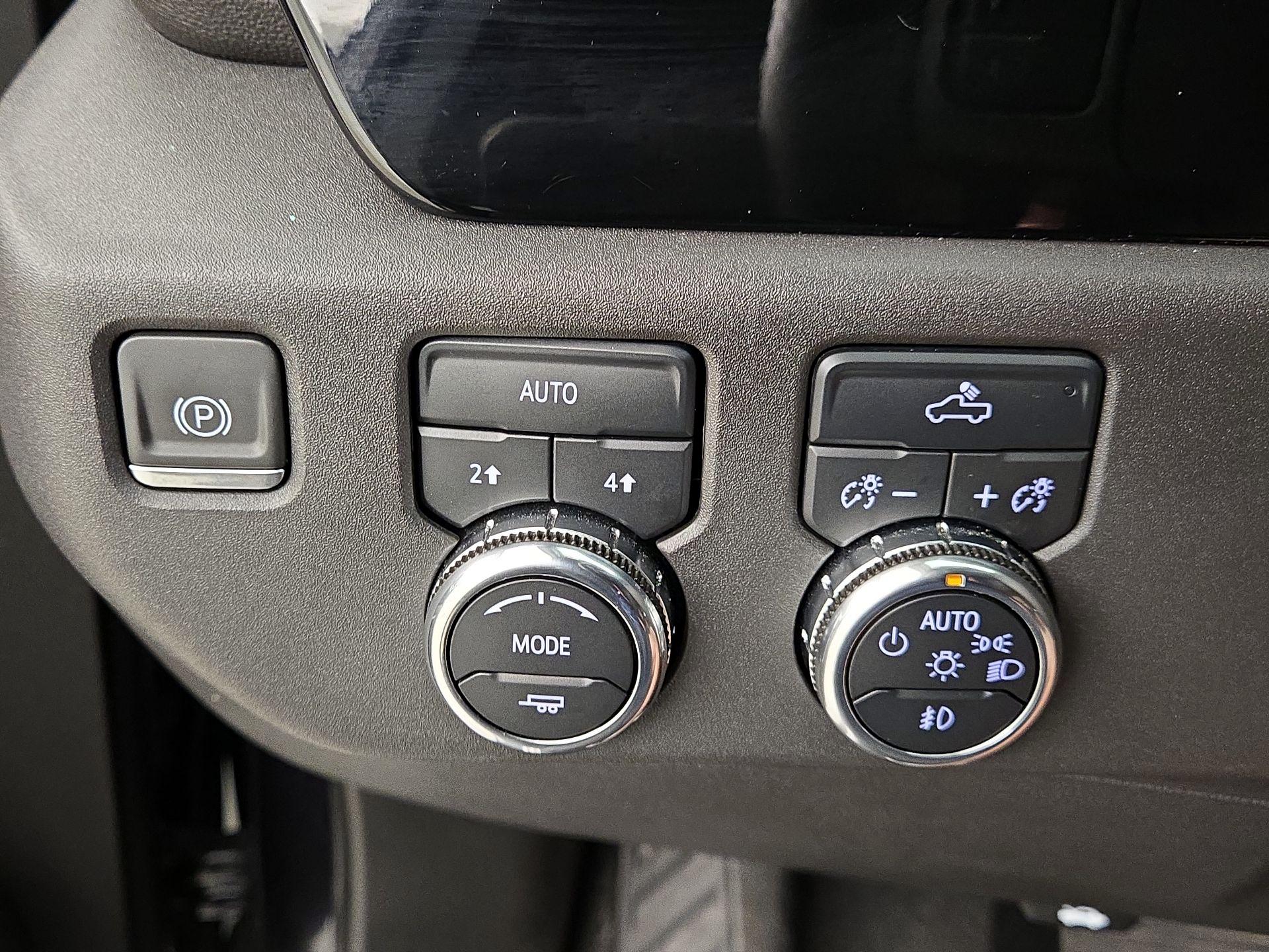 Thumbnail: 2024 GMC Sierra 1500 - 13
