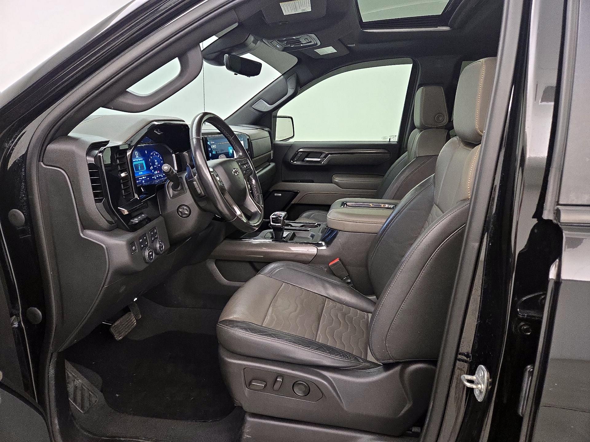 Thumbnail: 2022 Chevrolet Silverado 1500 - 11