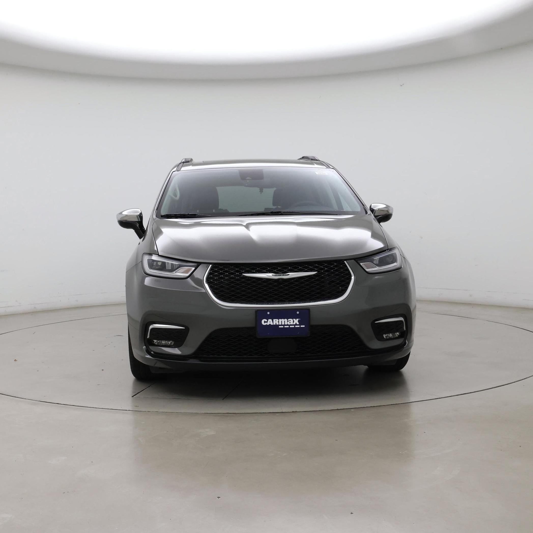 Thumbnail: 2023 Chrysler Pacifica - 5