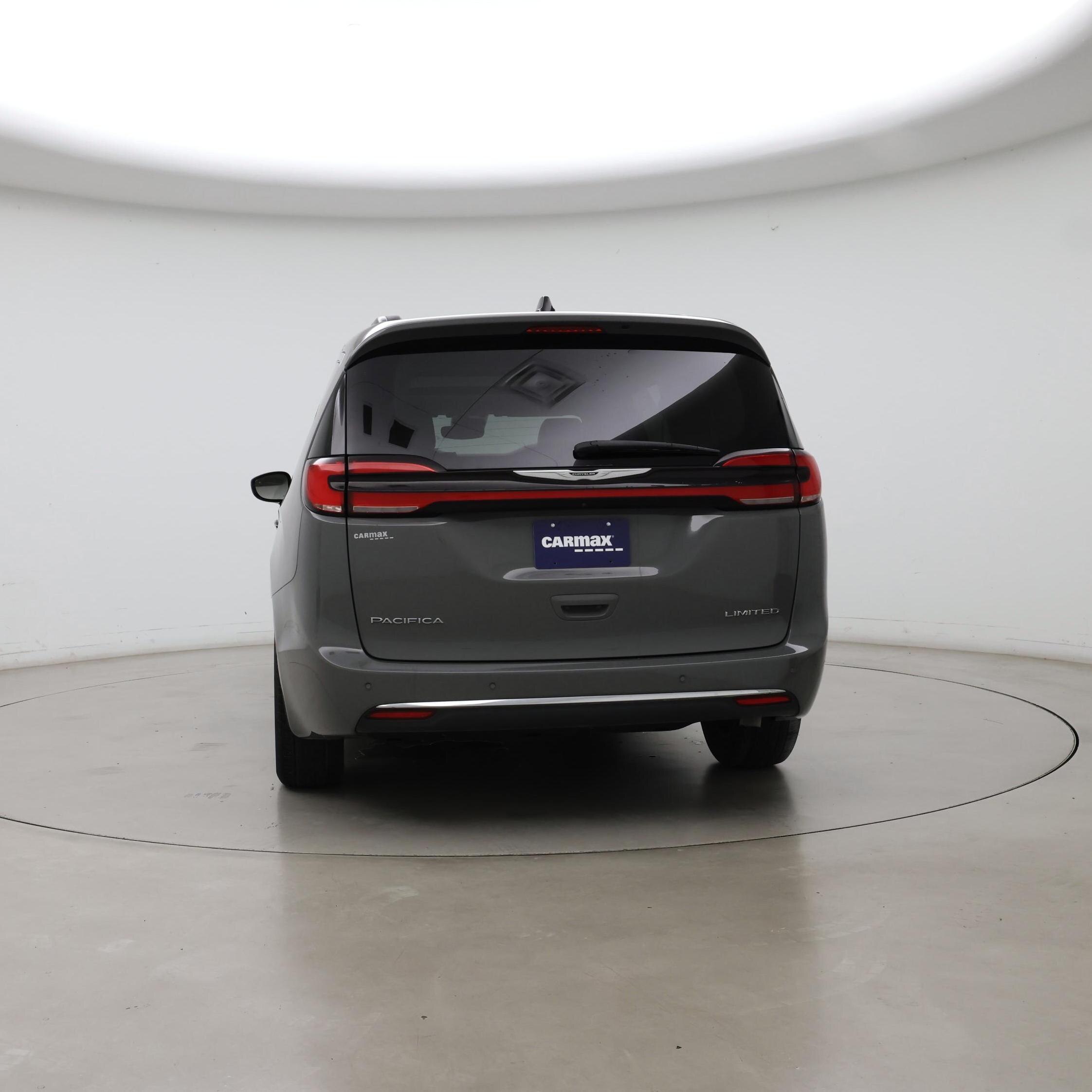 Thumbnail: 2023 Chrysler Pacifica - 6