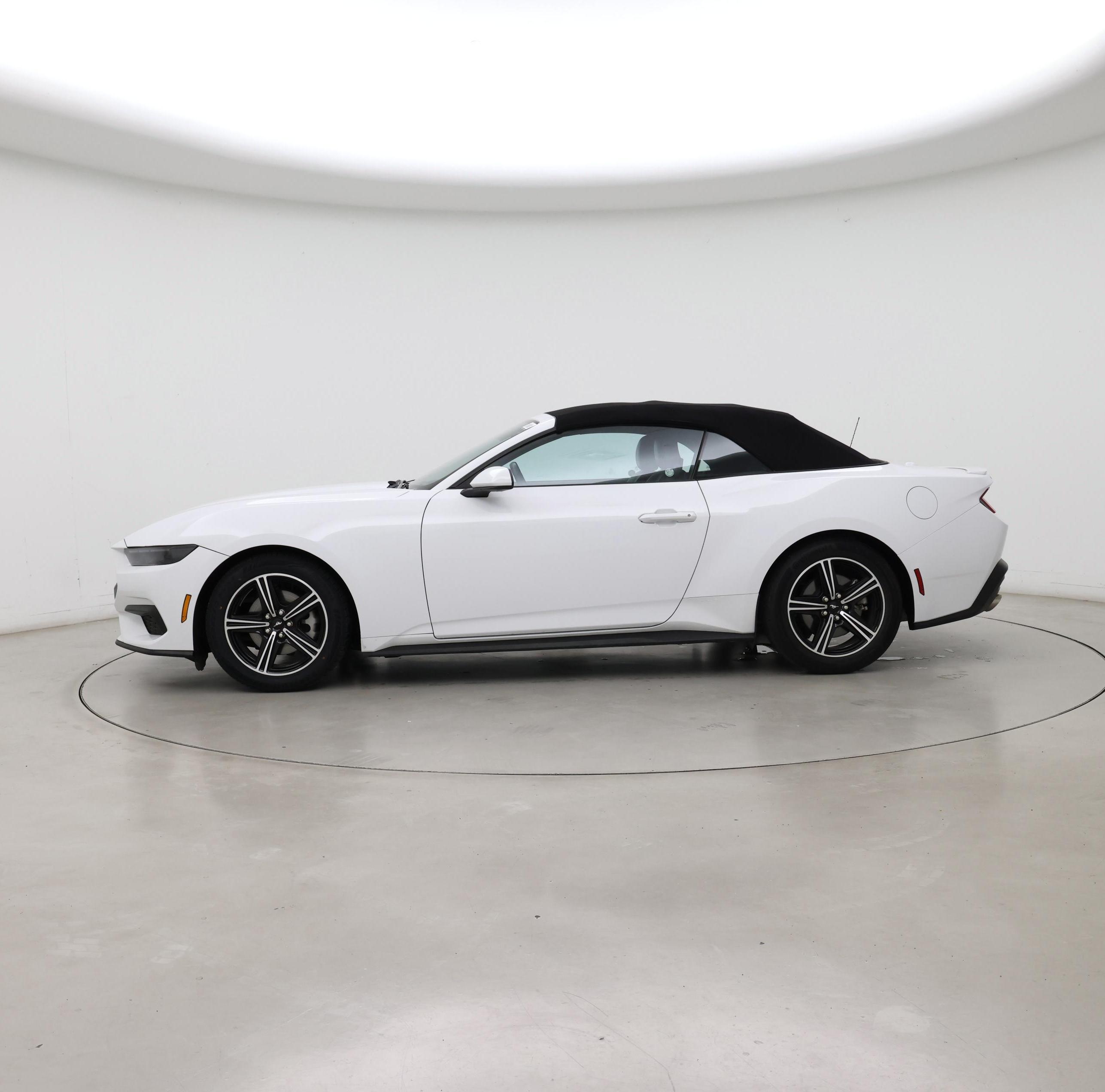 Thumbnail: 2025 Ford Mustang - 3