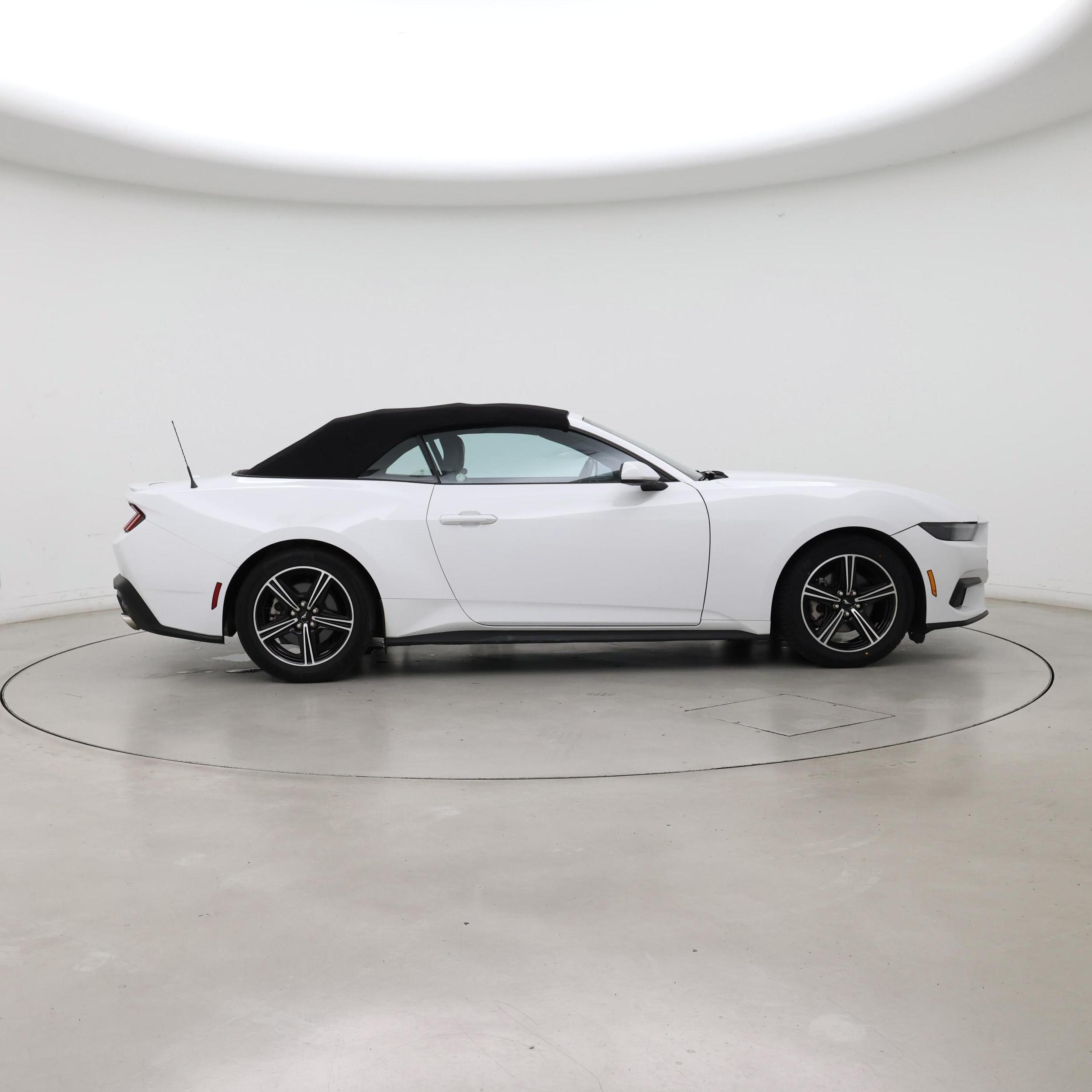 Thumbnail: 2025 Ford Mustang - 7