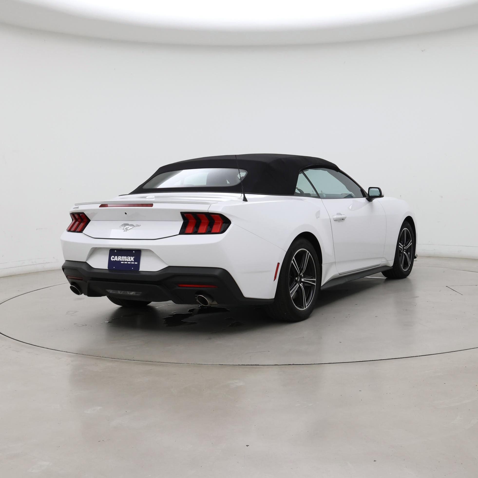 Thumbnail: 2025 Ford Mustang - 8