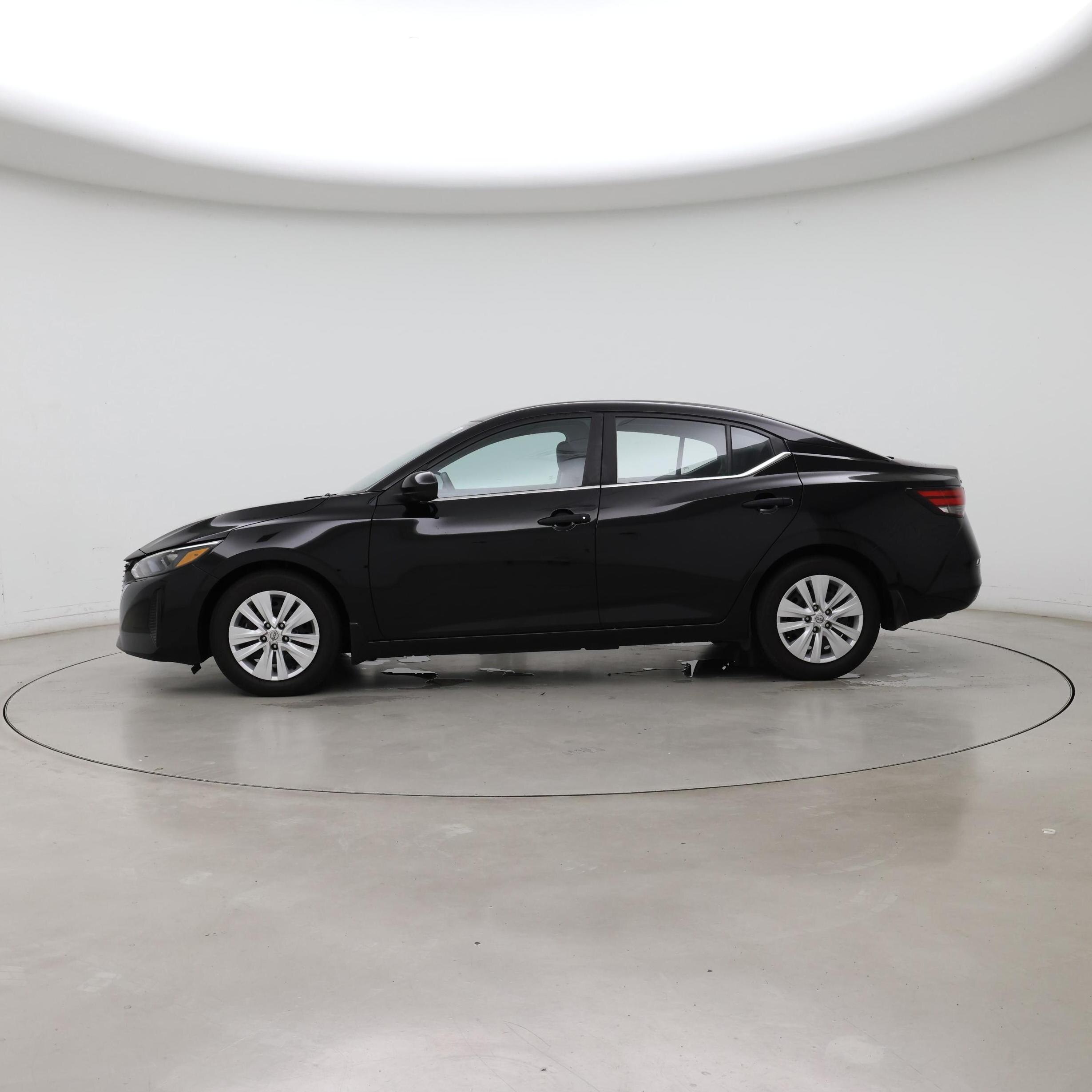 Thumbnail: 2024 Nissan Sentra - 3