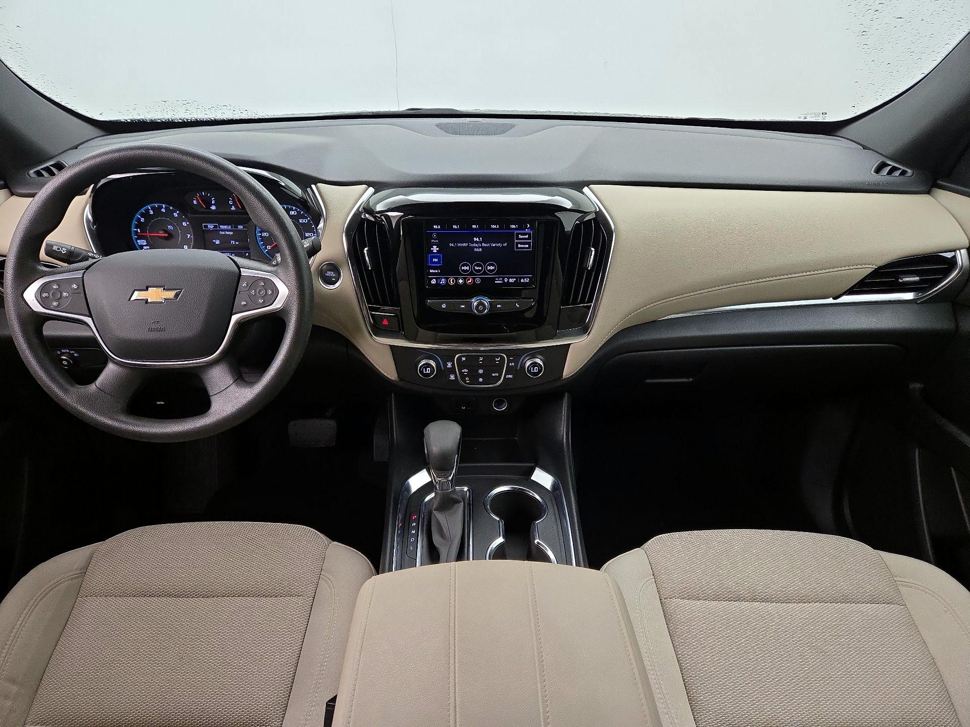 Thumbnail: 2023 Chevrolet Traverse - 9
