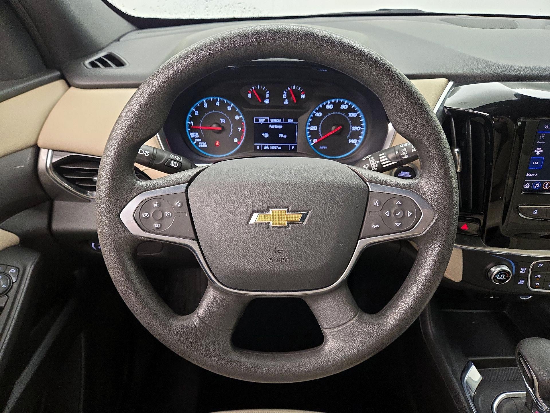 Thumbnail: 2023 Chevrolet Traverse - 10