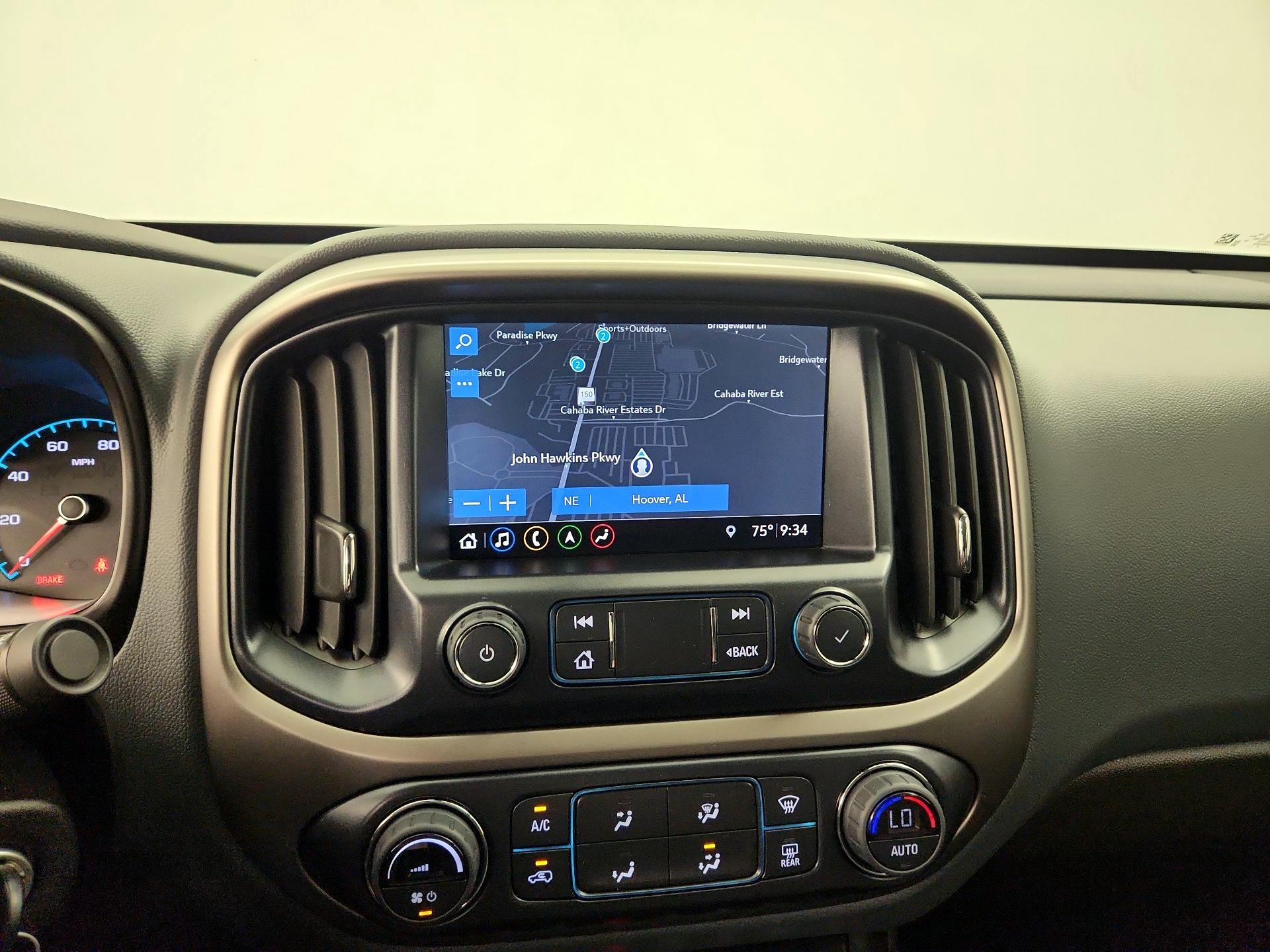 Thumbnail: 2022 Chevrolet Colorado - 14