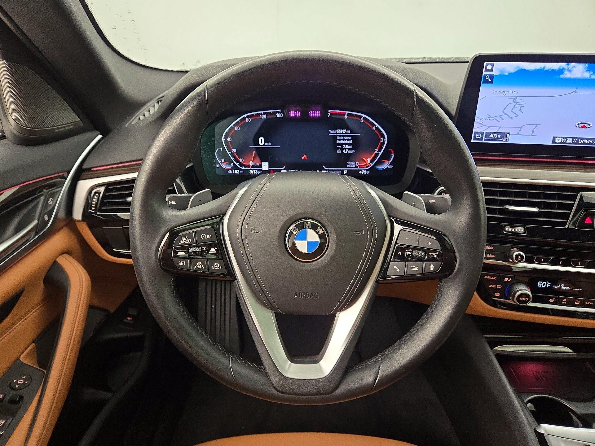 Thumbnail: 2023 BMW 5 Series - 10