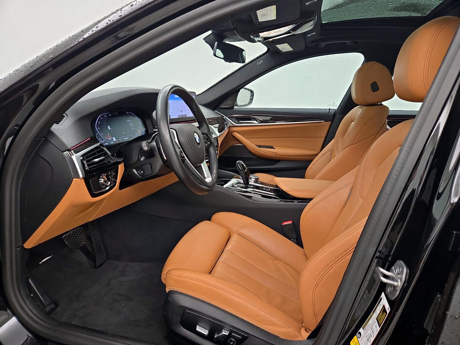 Thumbnail: 2023 BMW 5 Series - 11