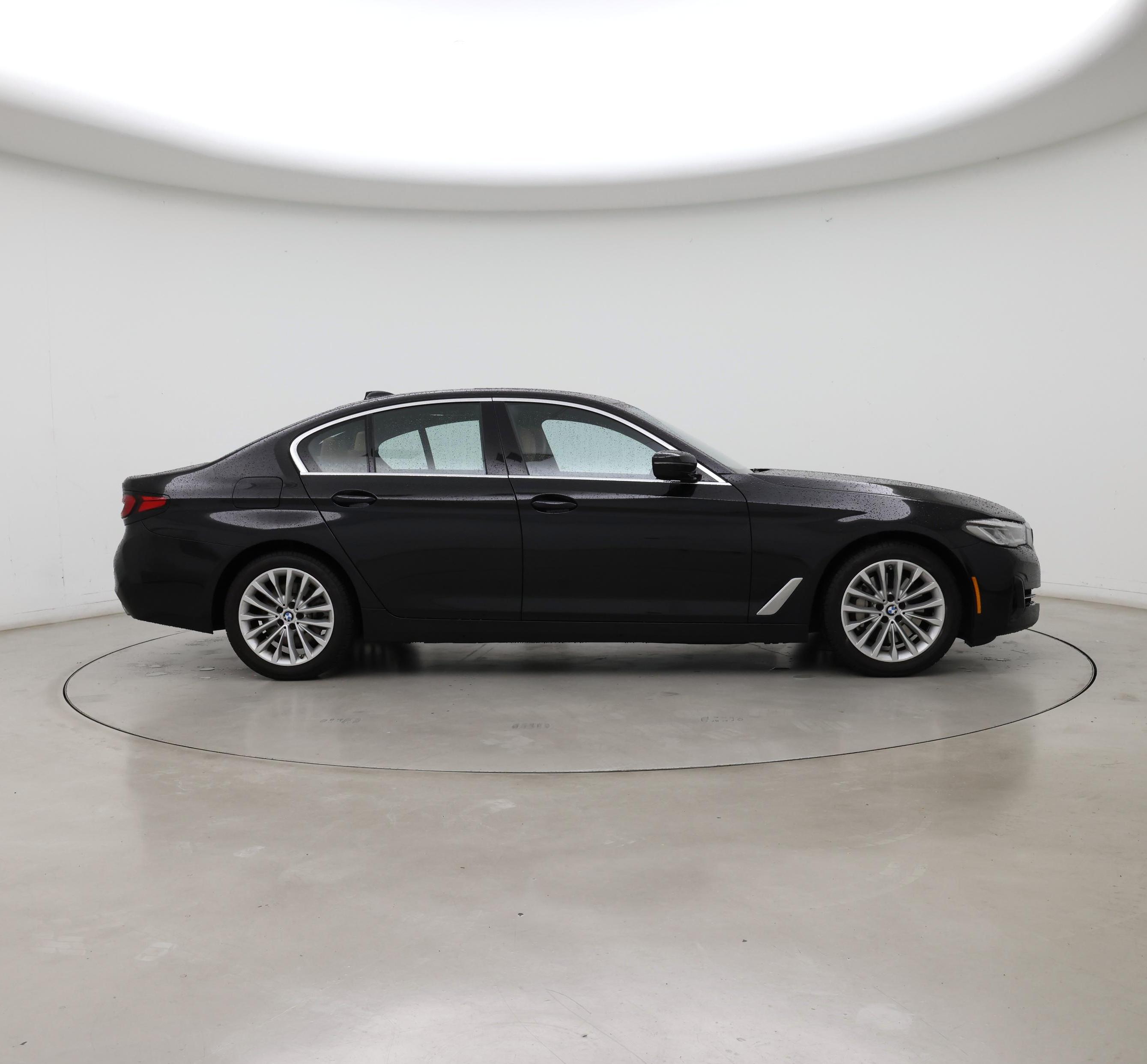 Thumbnail: 2023 BMW 5 Series - 7