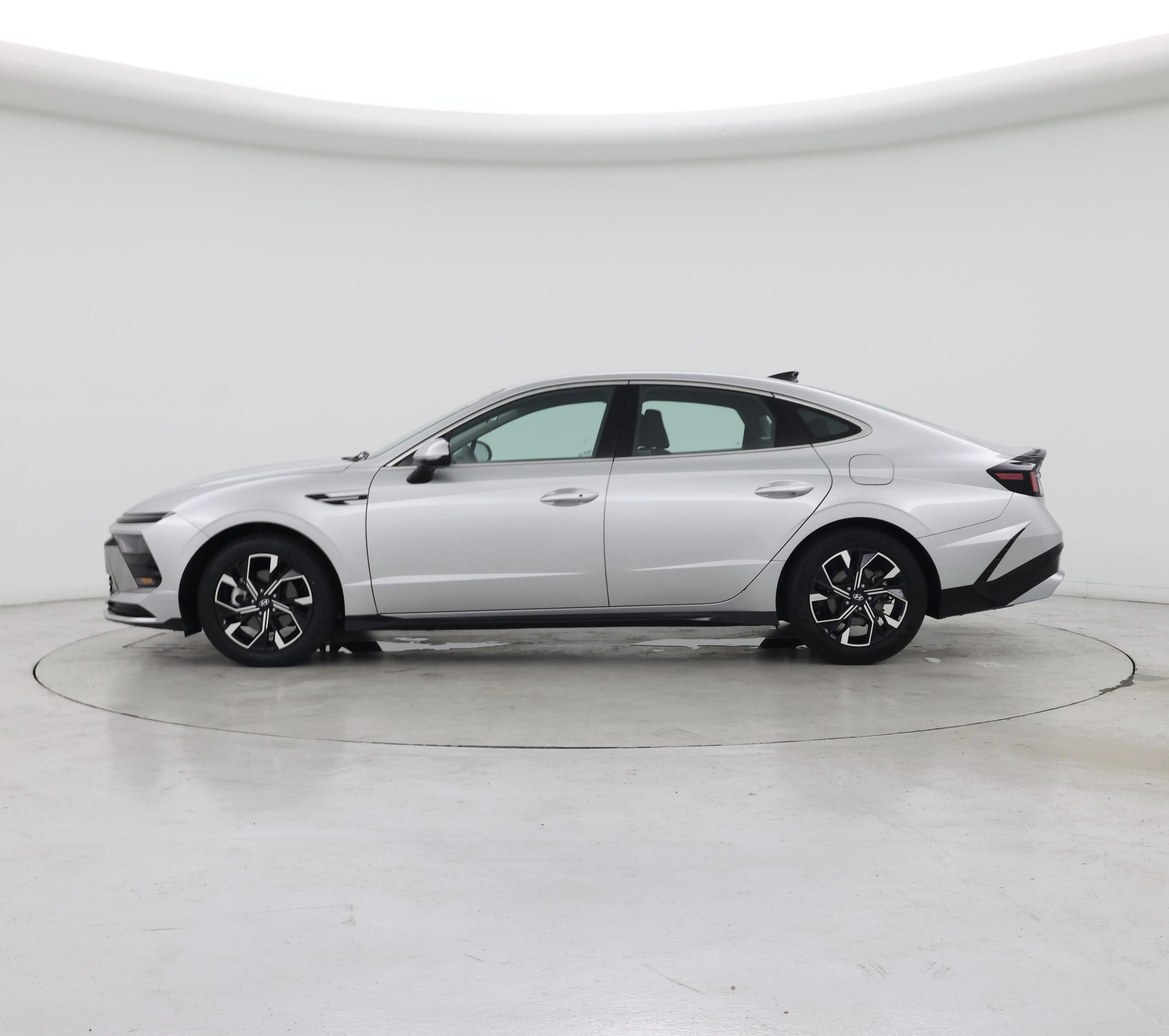 Thumbnail: 2025 Hyundai Sonata - 3