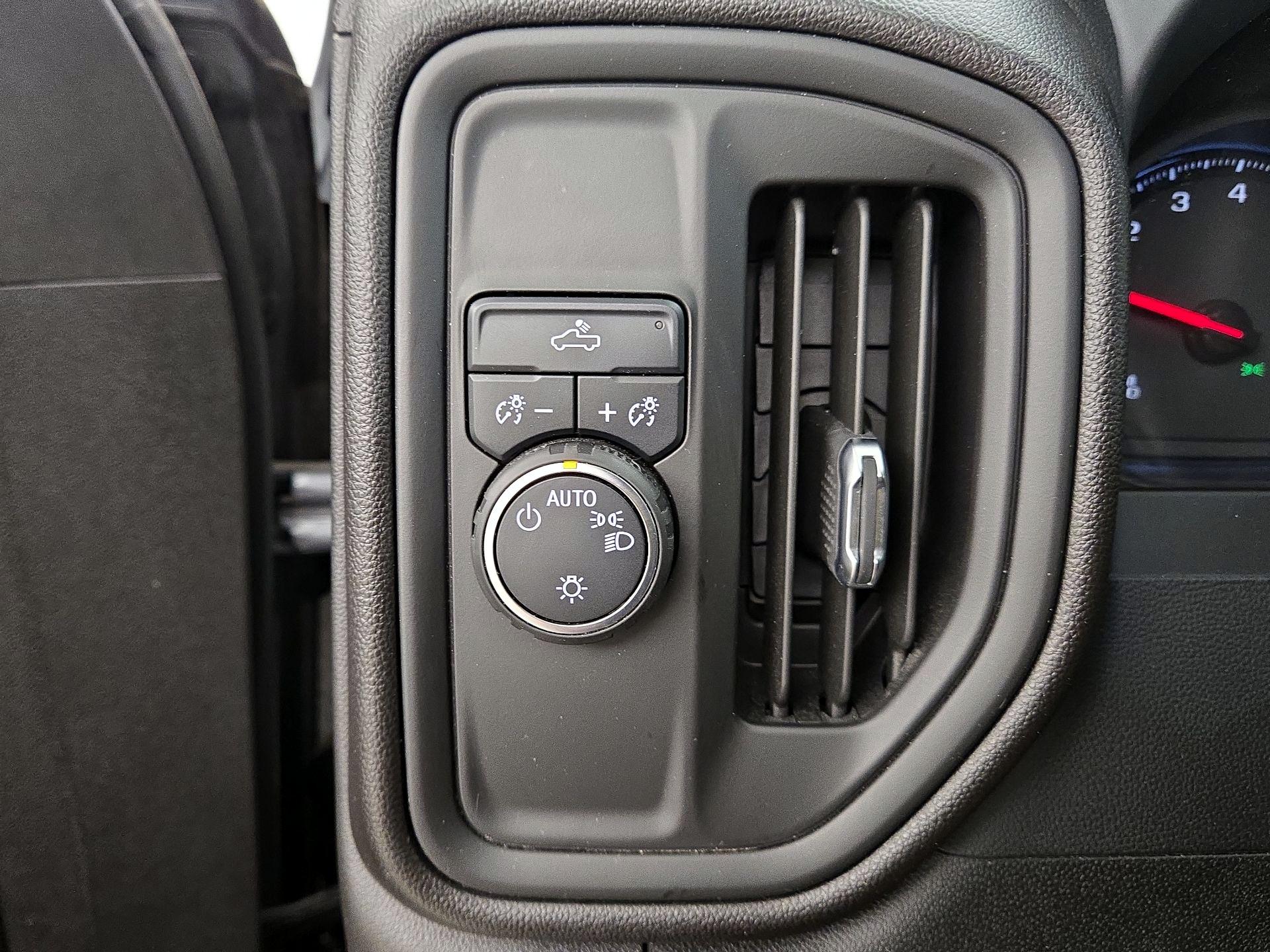 Thumbnail: 2024 Chevrolet Silverado 1500 - 13