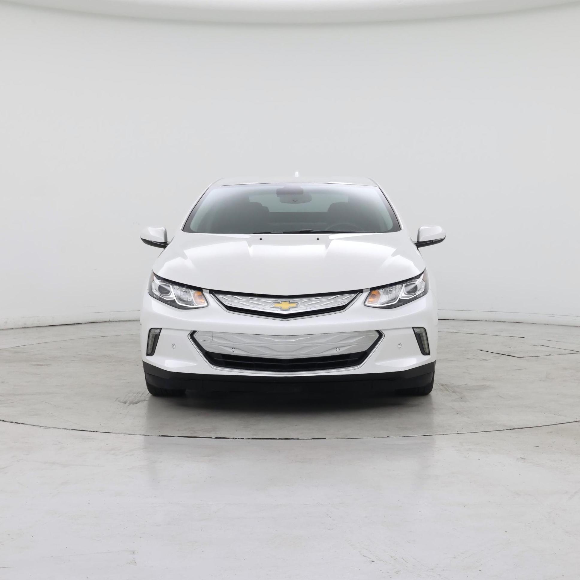 Thumbnail: 2017 Chevrolet Volt - 5