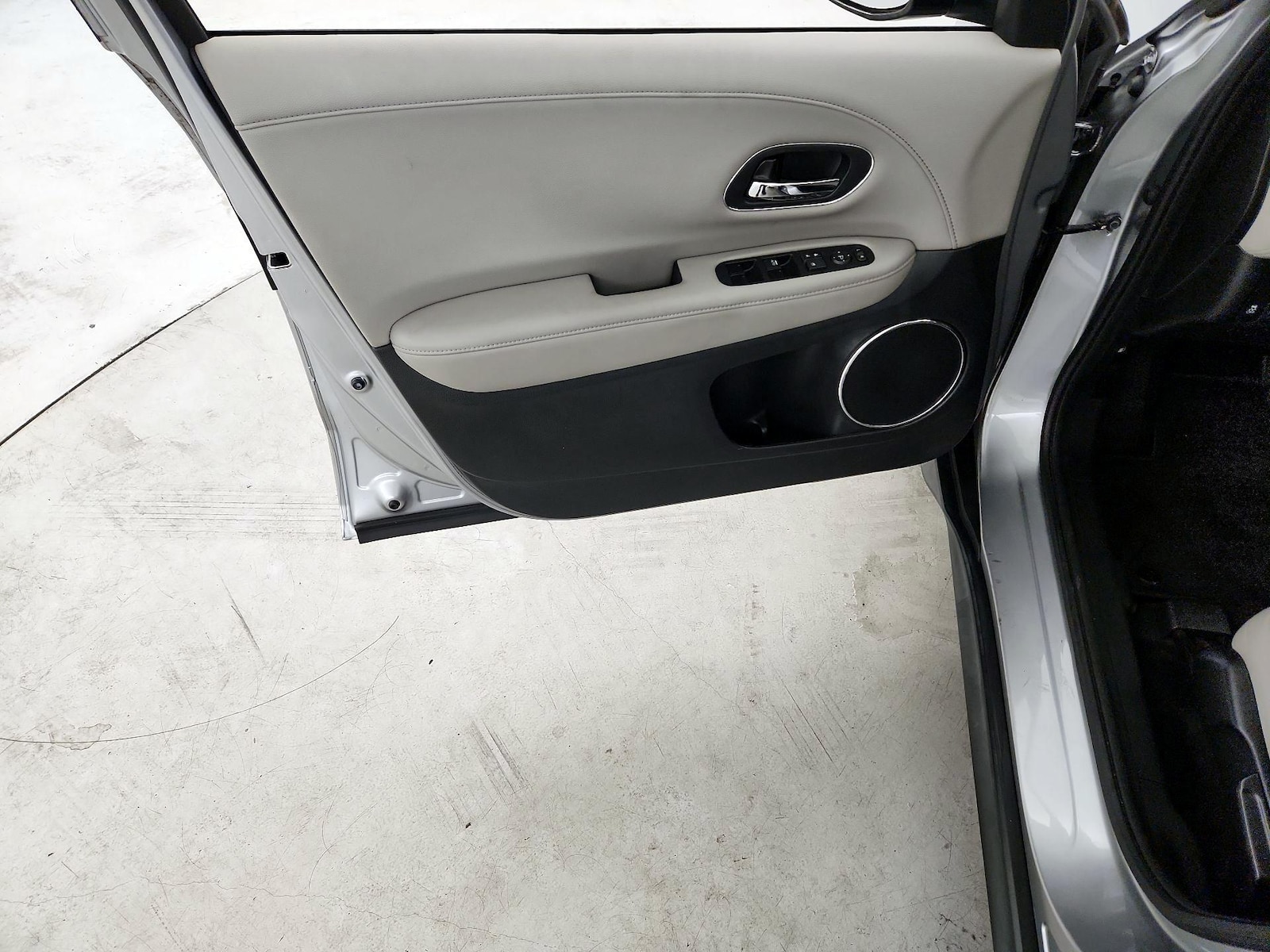 2017 Honda HR-V EX-L - Photo 13