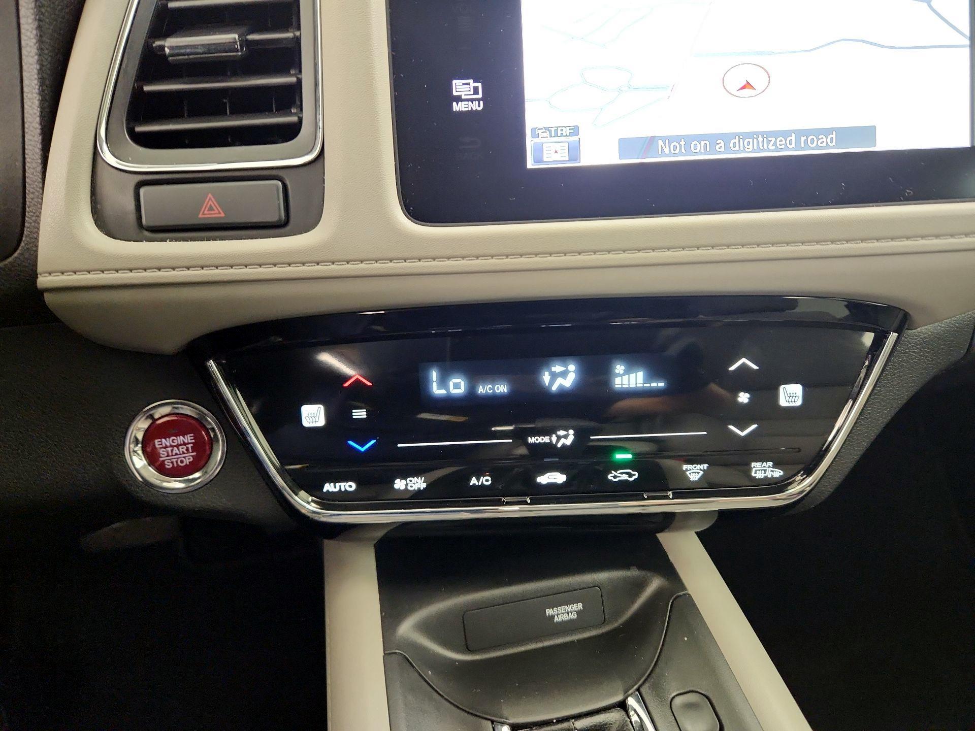 Thumbnail: 2017 Honda HR-V - 17