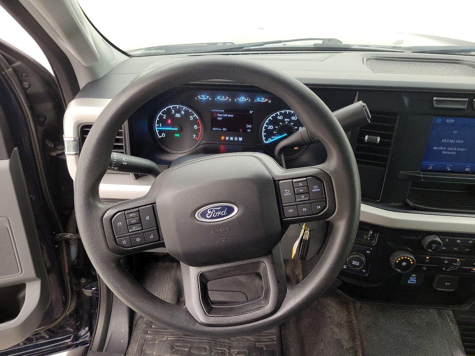2023 Ford F-350 Super Duty XL - Photo 11