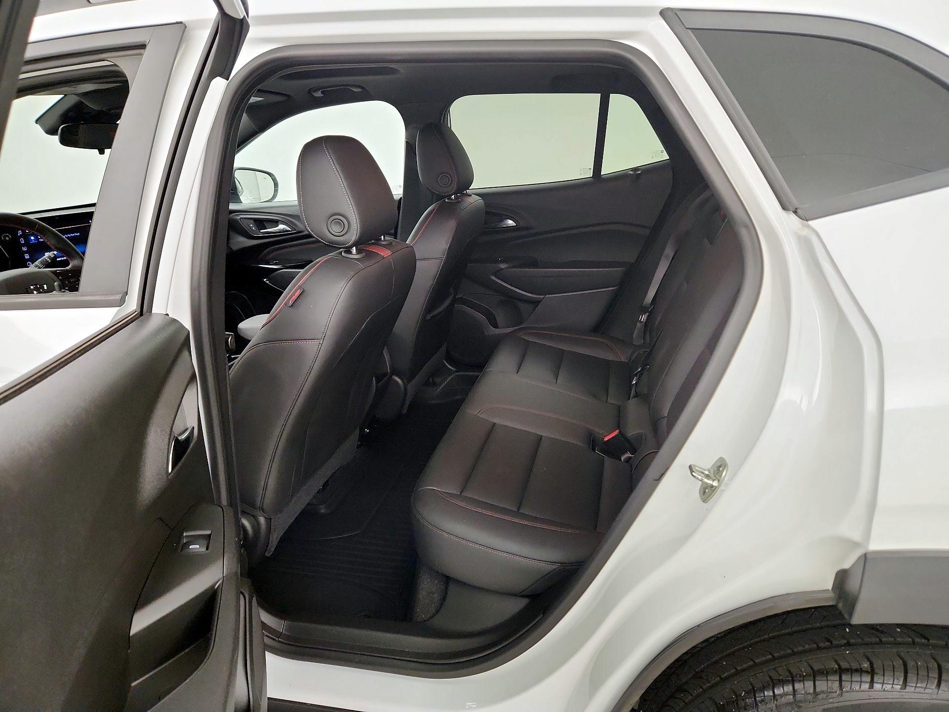 Thumbnail: 2024 Chevrolet Trax - 20