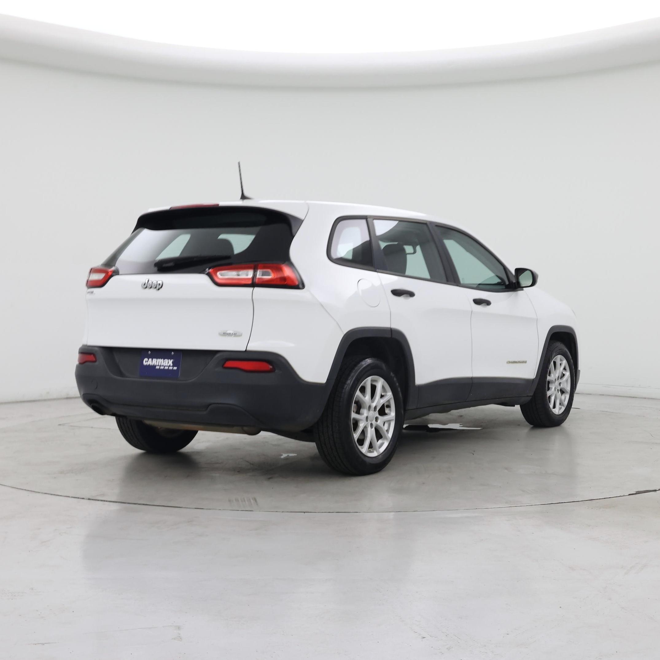Thumbnail: 2017 Jeep Cherokee - 8