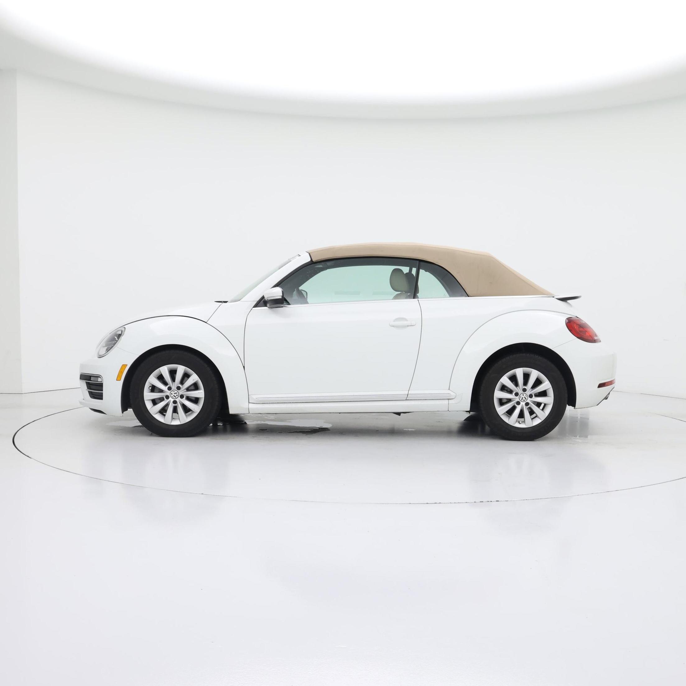 Thumbnail: 2019 Volkswagen Beetle - 3