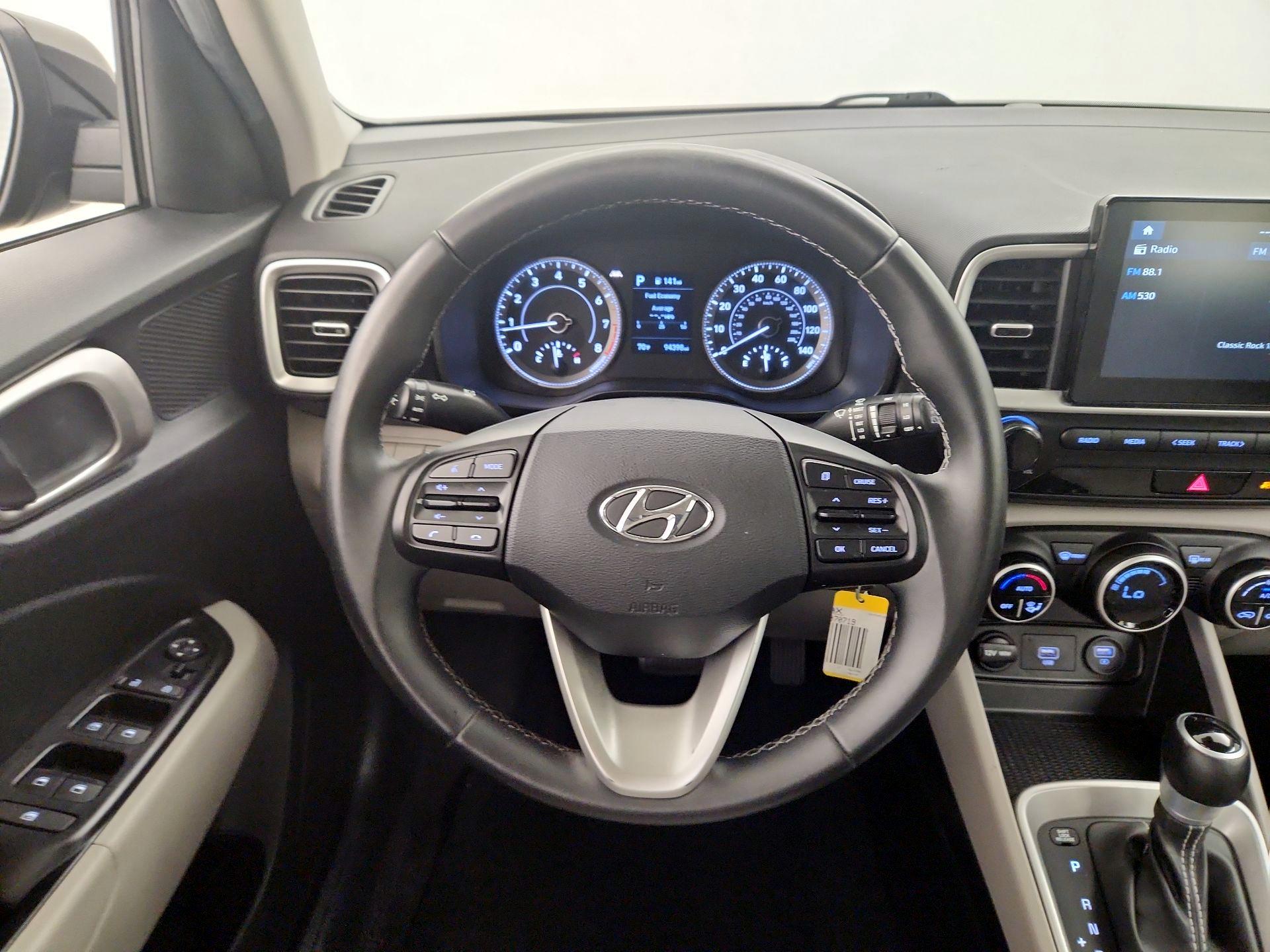 Thumbnail: 2021 Hyundai Venue - 10