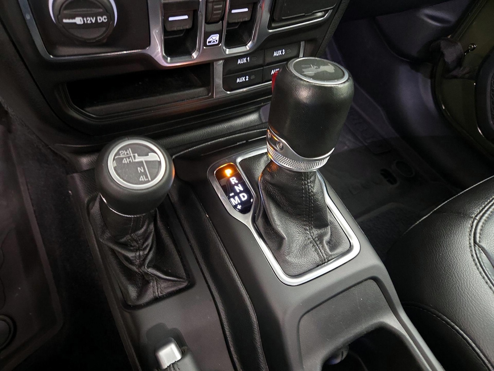 2020 Jeep Wrangler Unlimited Sahara Altitude - Photo 19