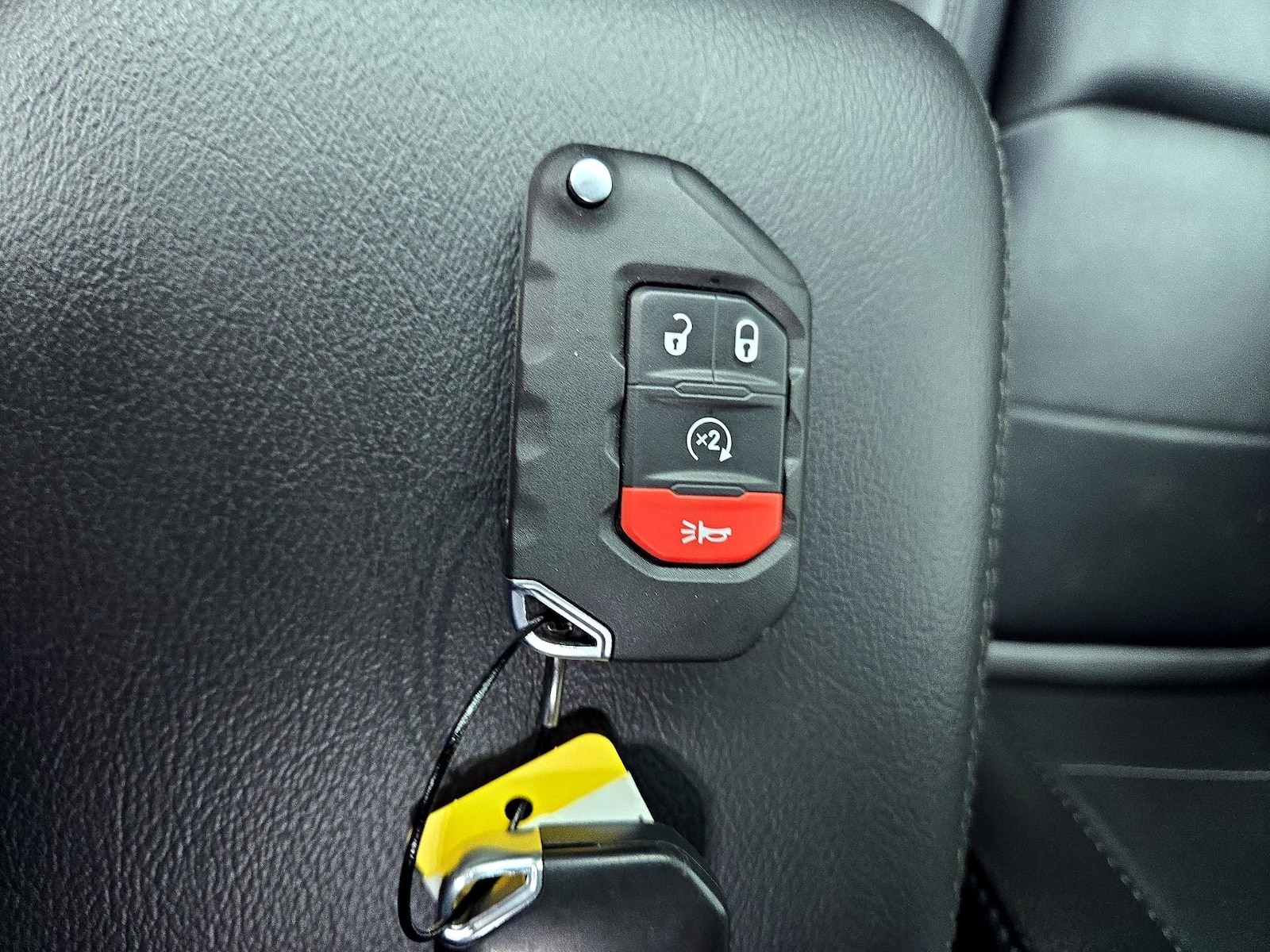 2020 Jeep Wrangler Unlimited Sahara Altitude - Photo 24