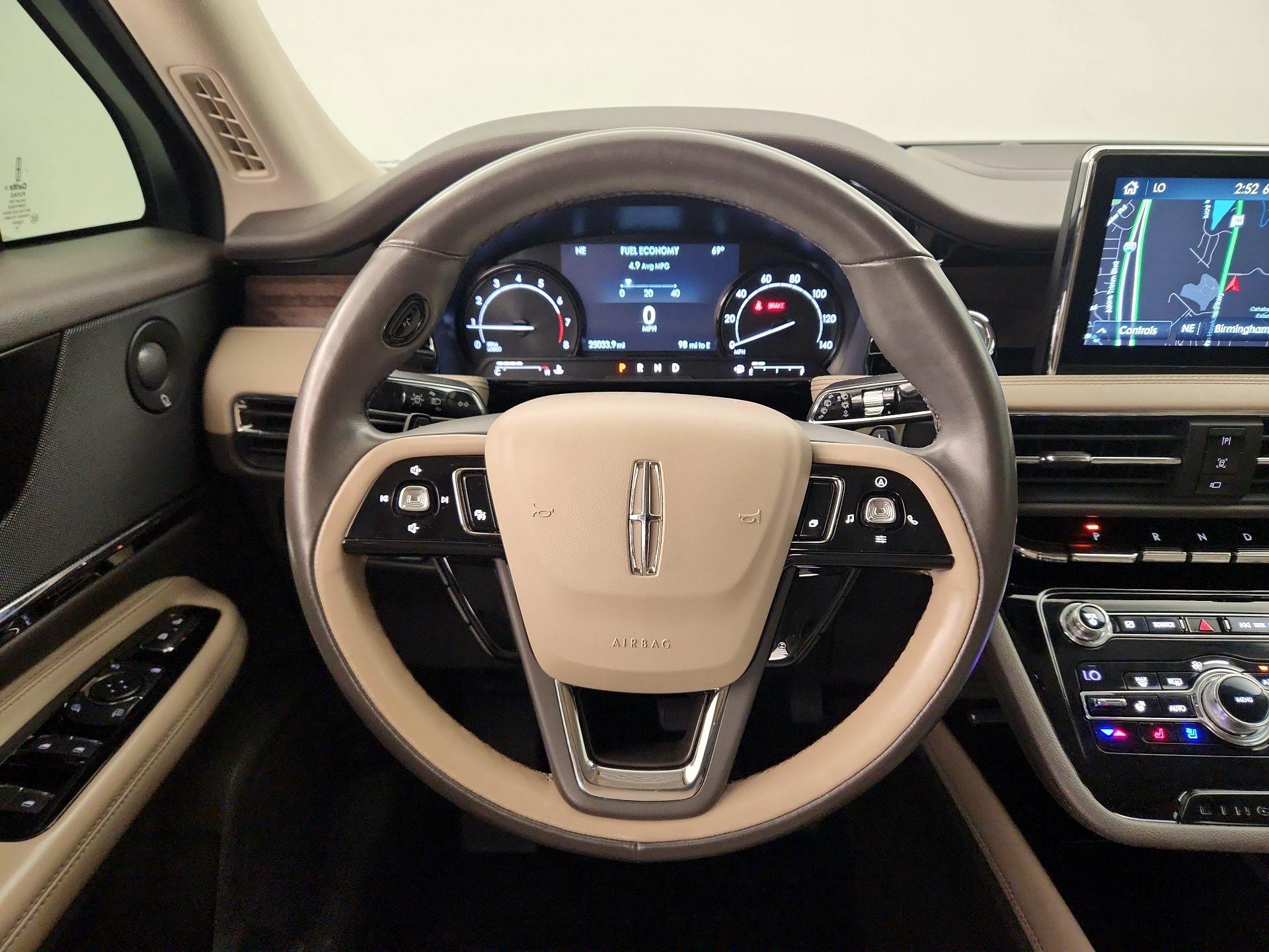 Thumbnail: 2020 Lincoln Corsair - 10