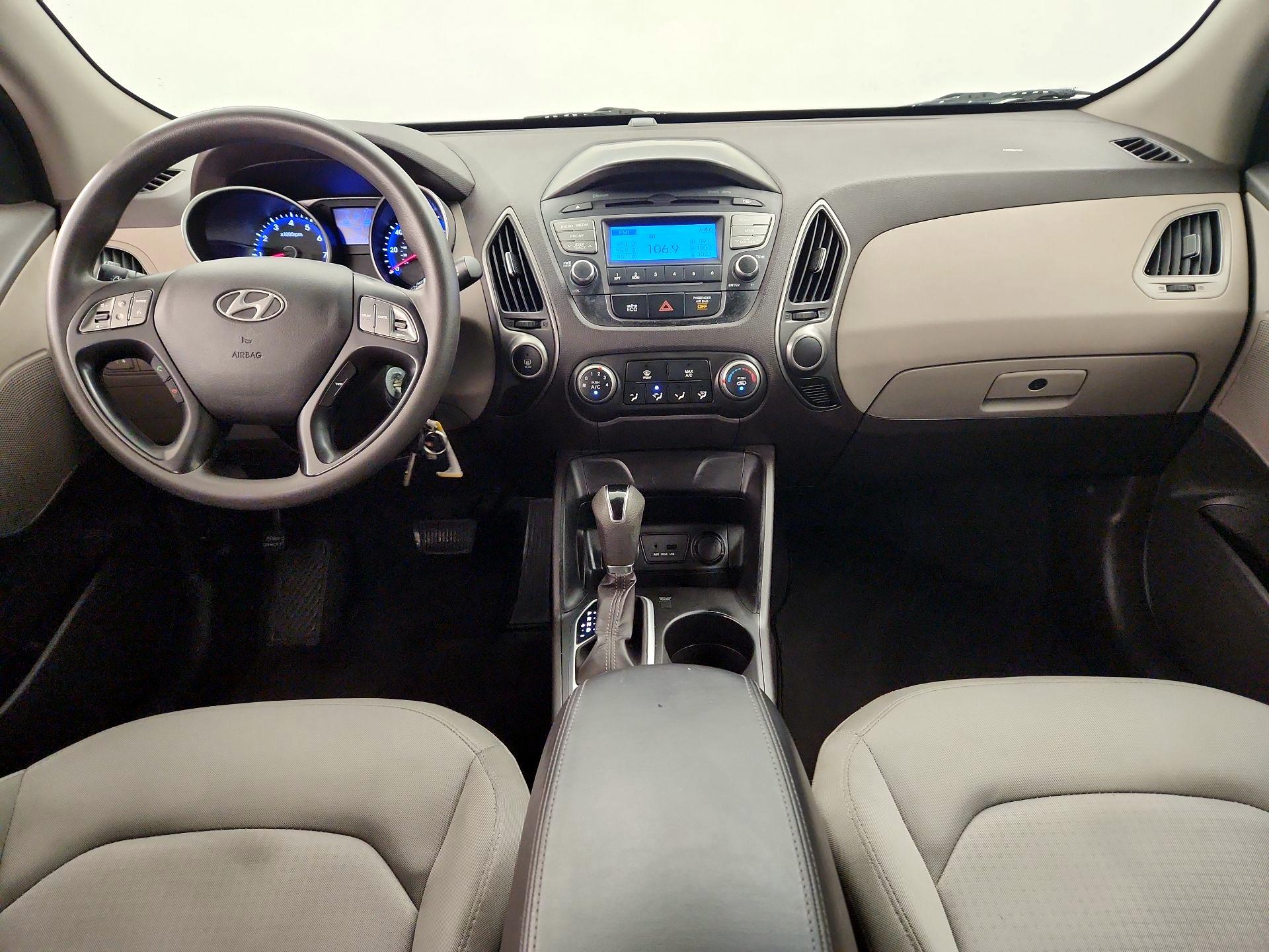 Thumbnail: 2014 Hyundai Tucson - 9