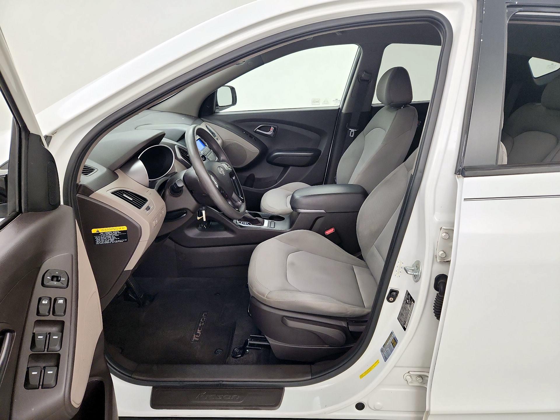Thumbnail: 2014 Hyundai Tucson - 11