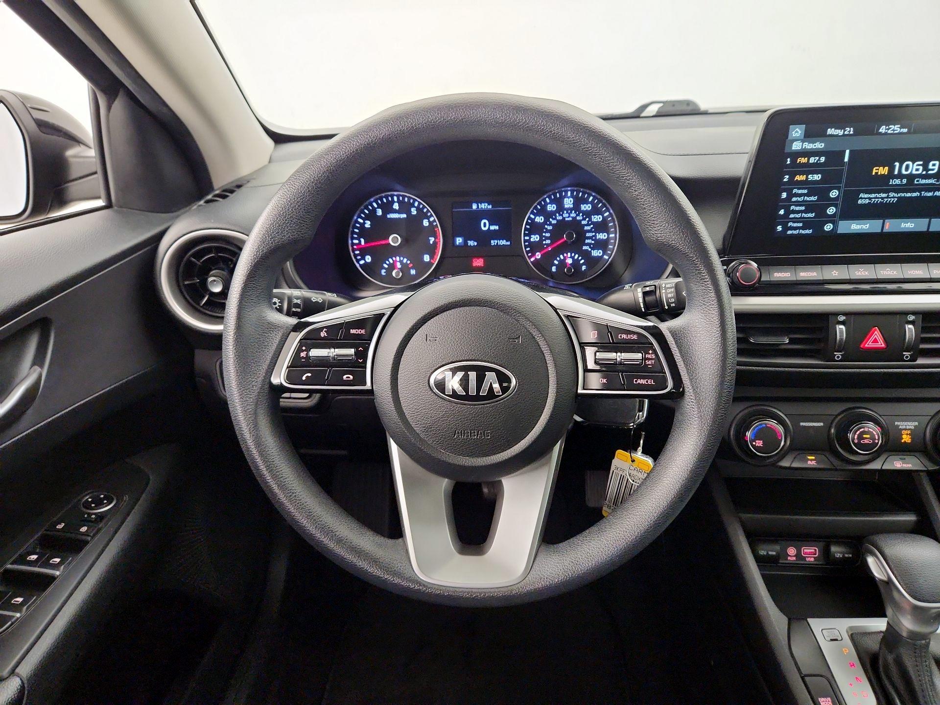 Thumbnail: 2021 Kia Forte - 10