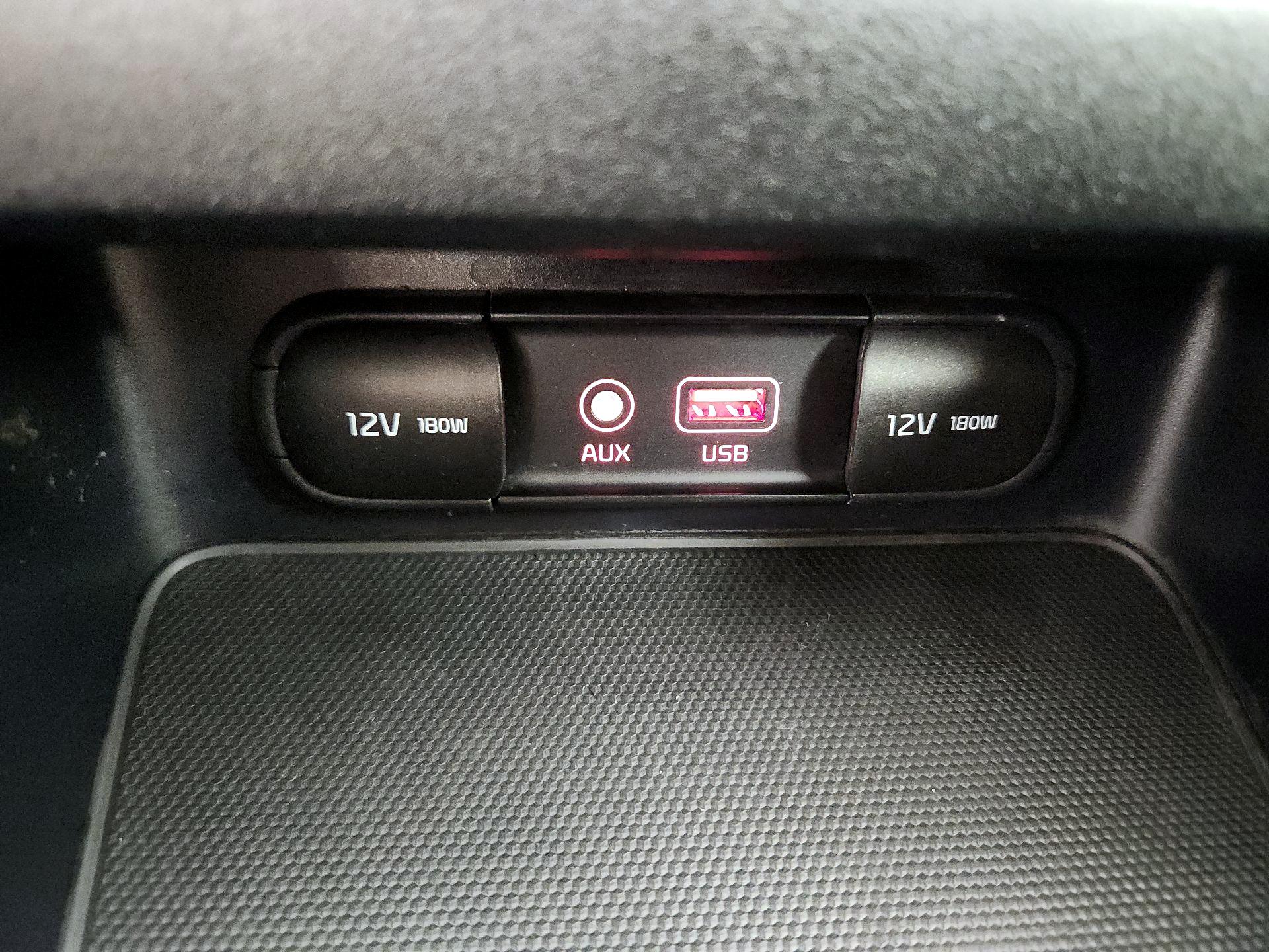 Thumbnail: 2021 Kia Forte - 18