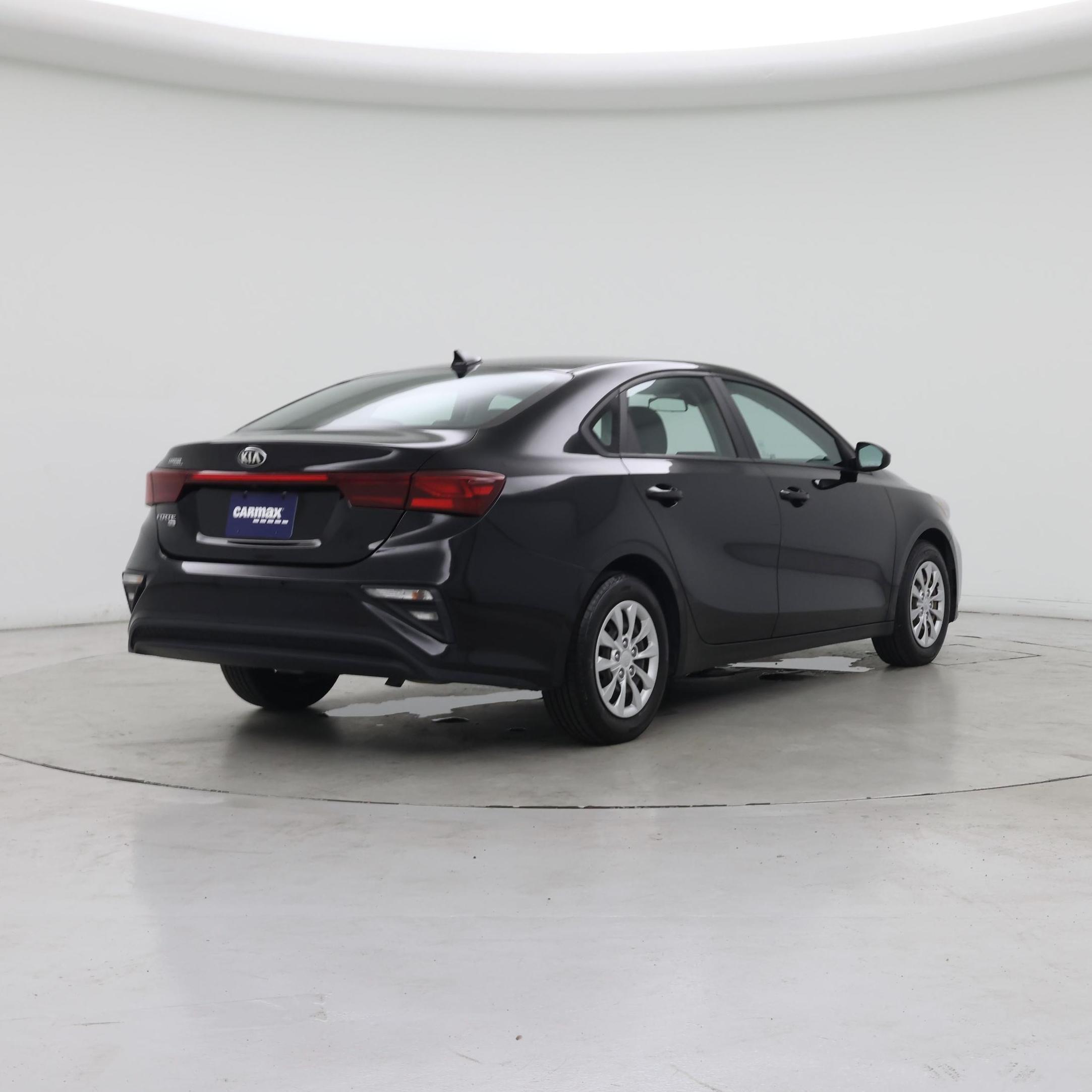 Thumbnail: 2021 Kia Forte - 8