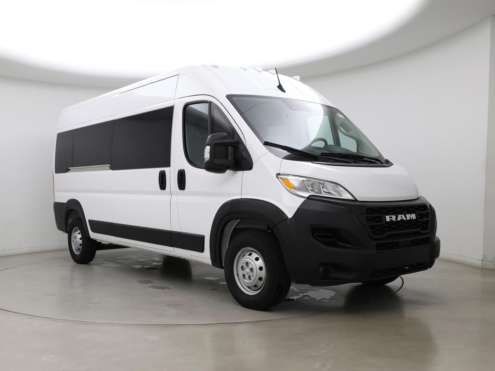2023 RAM ProMaster Window Van Base - Photo 2