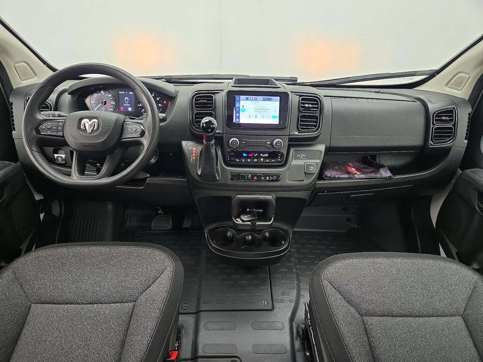 2023 RAM ProMaster Window Van Base - Photo 10