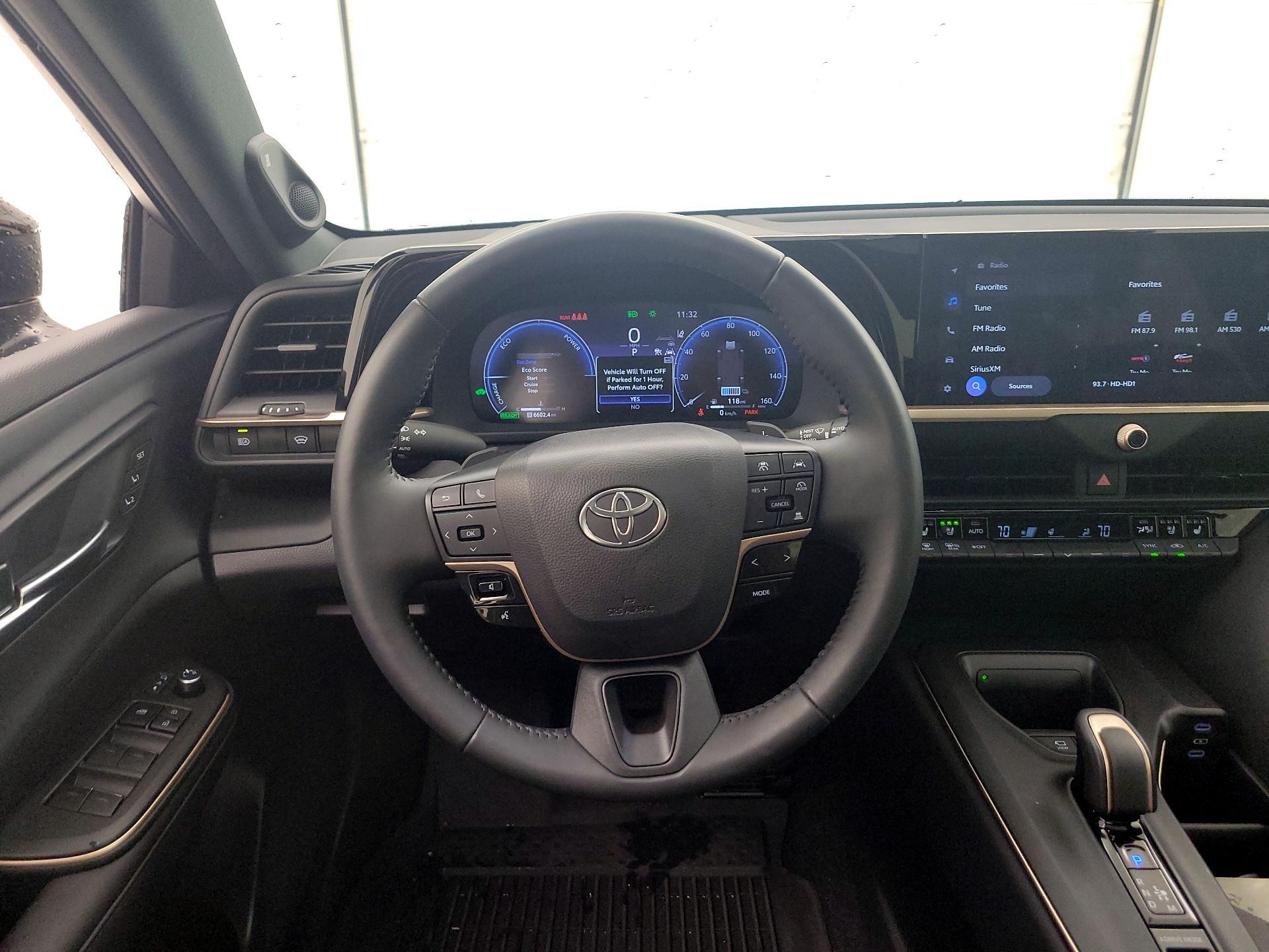 Thumbnail: 2023 Toyota Crown - 10