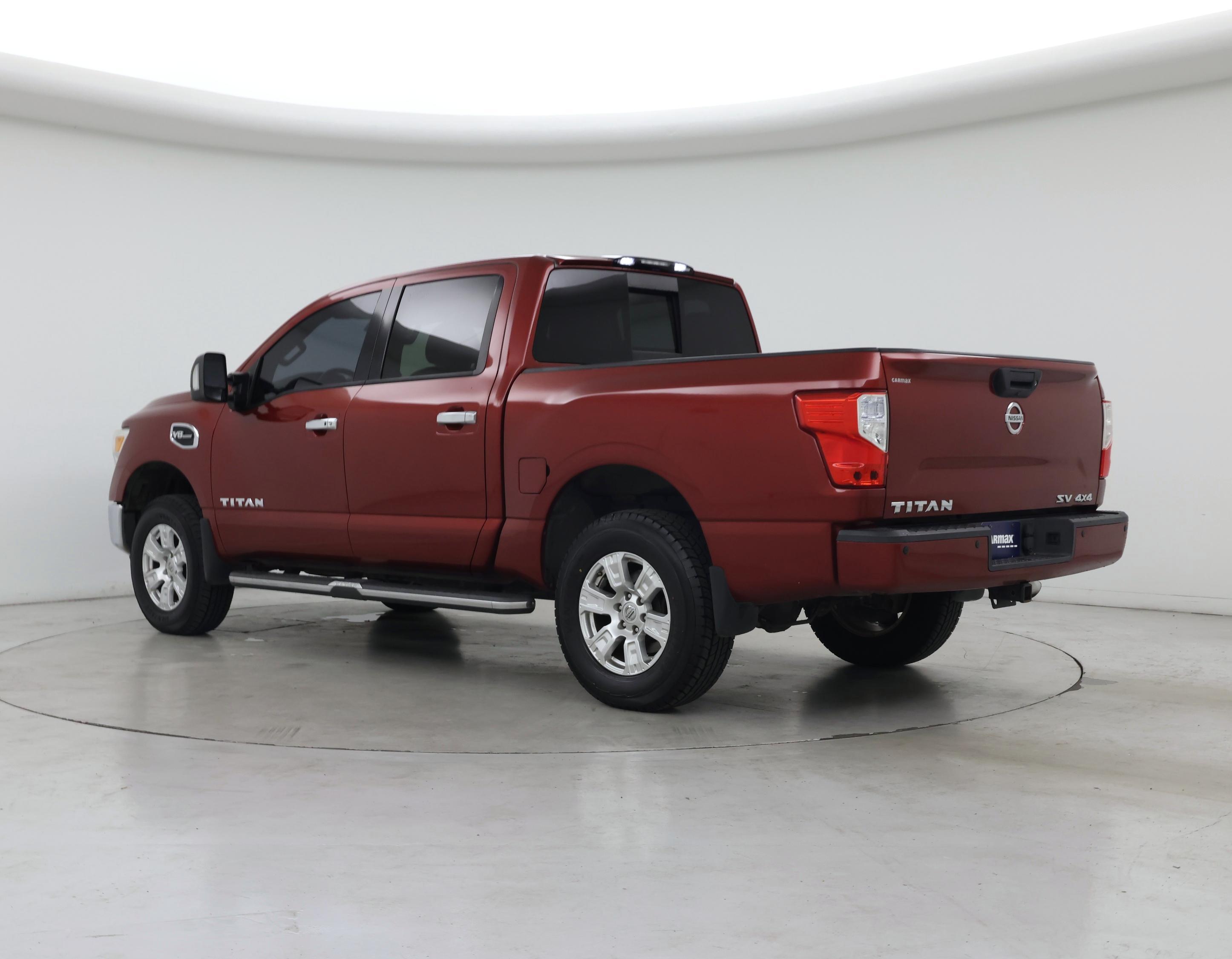 Thumbnail: 2017 Nissan Titan - 2