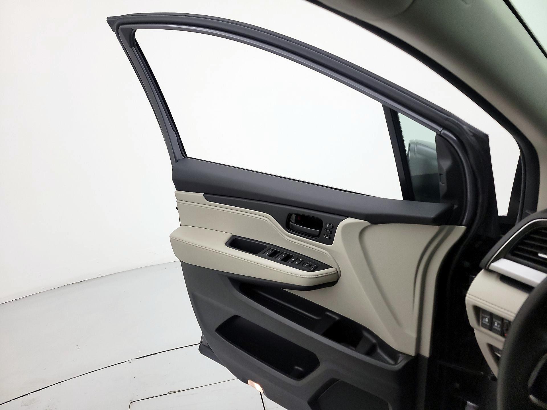 Thumbnail: 2025 Honda Odyssey - 12