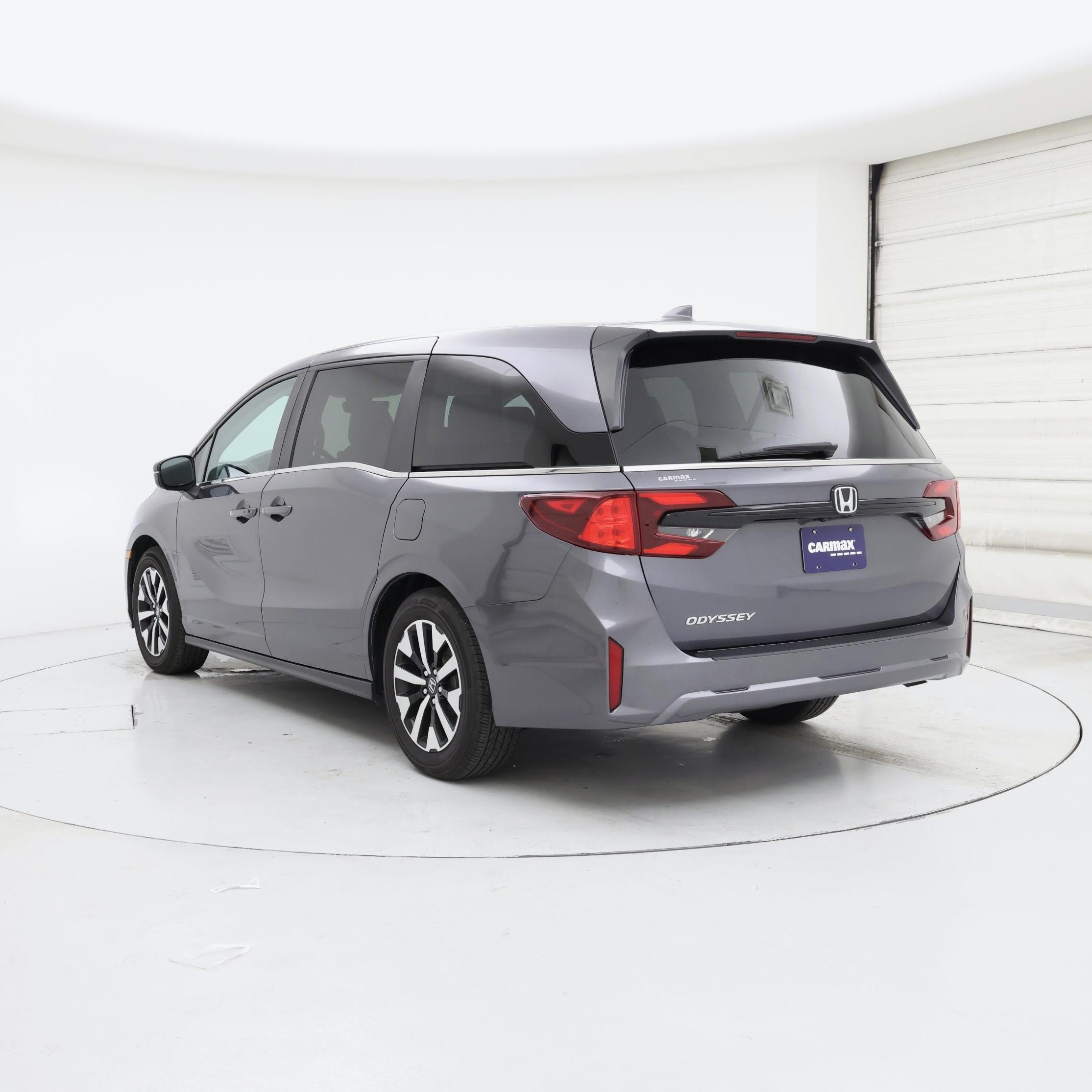 Thumbnail: 2025 Honda Odyssey - 2