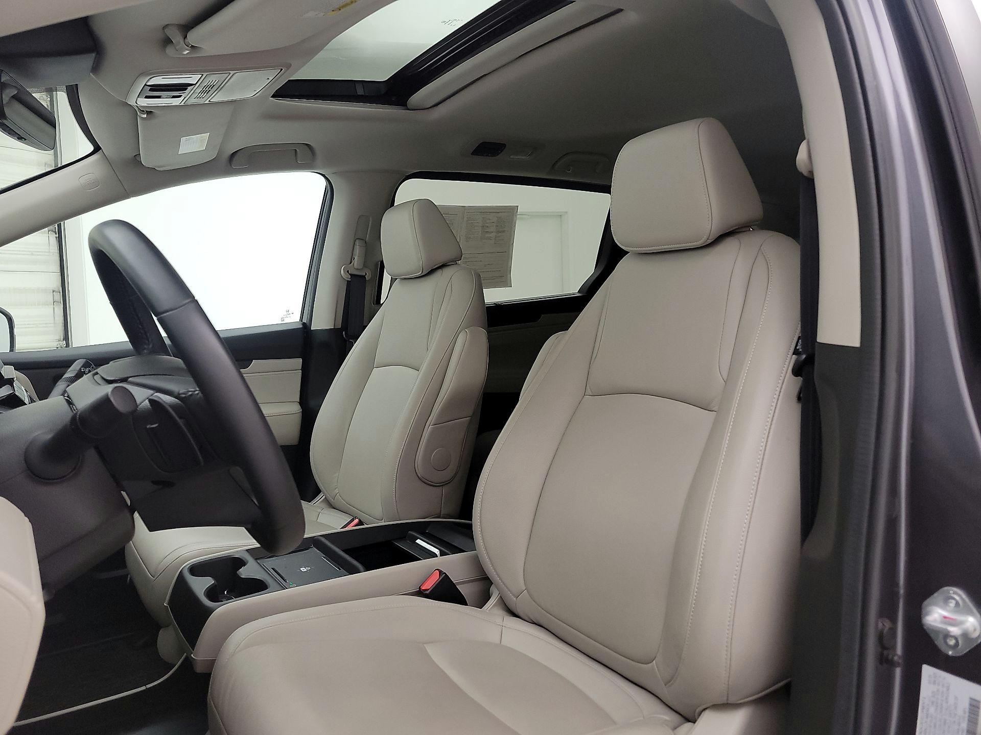 Thumbnail: 2025 Honda Odyssey - 19