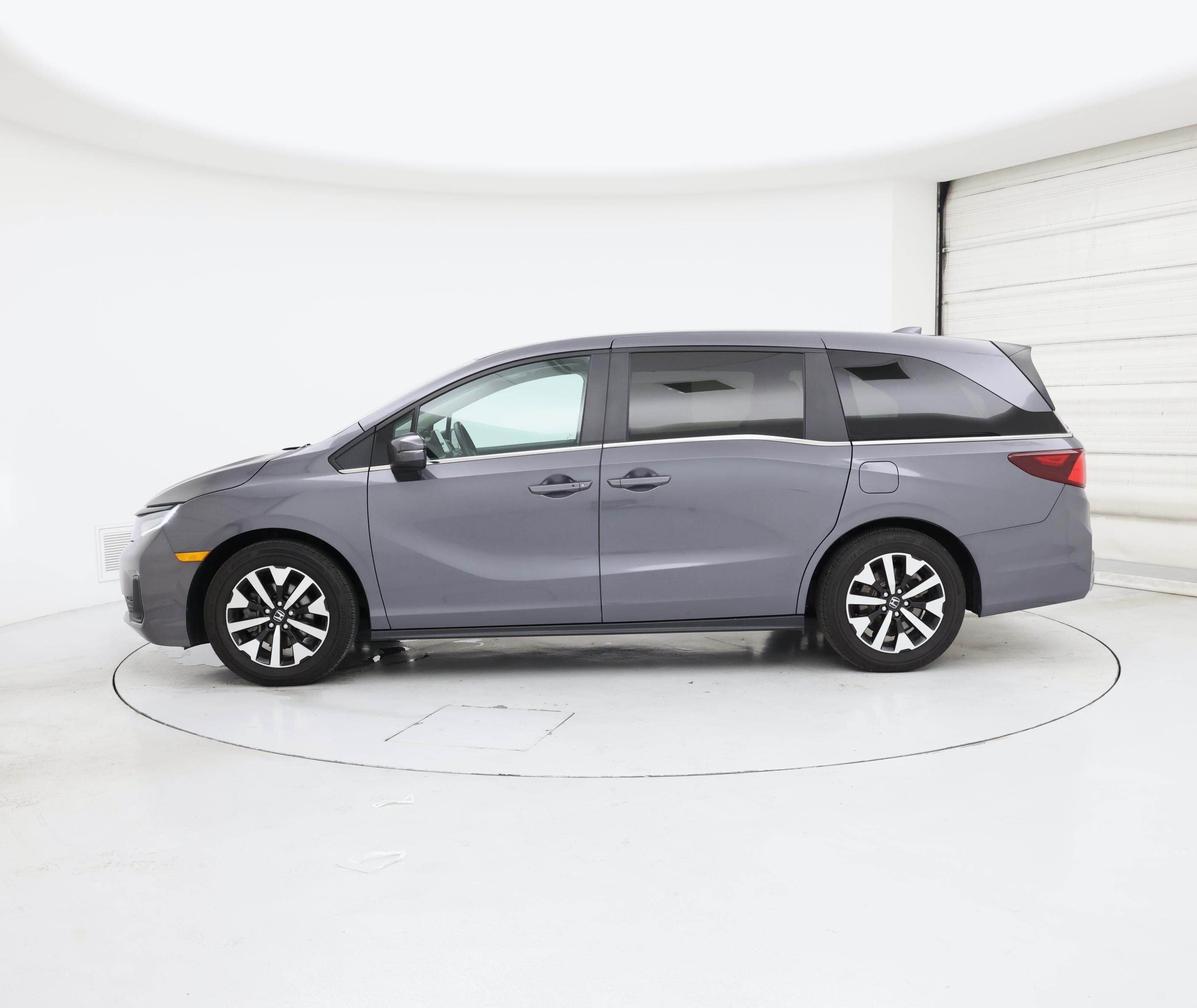 Thumbnail: 2025 Honda Odyssey - 3