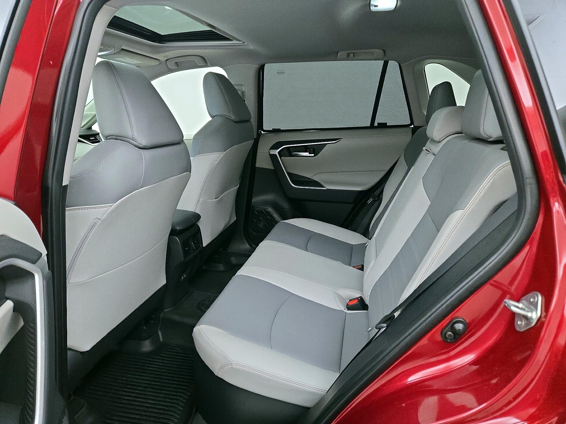 Thumbnail: 2025 Toyota RAV4 - 20