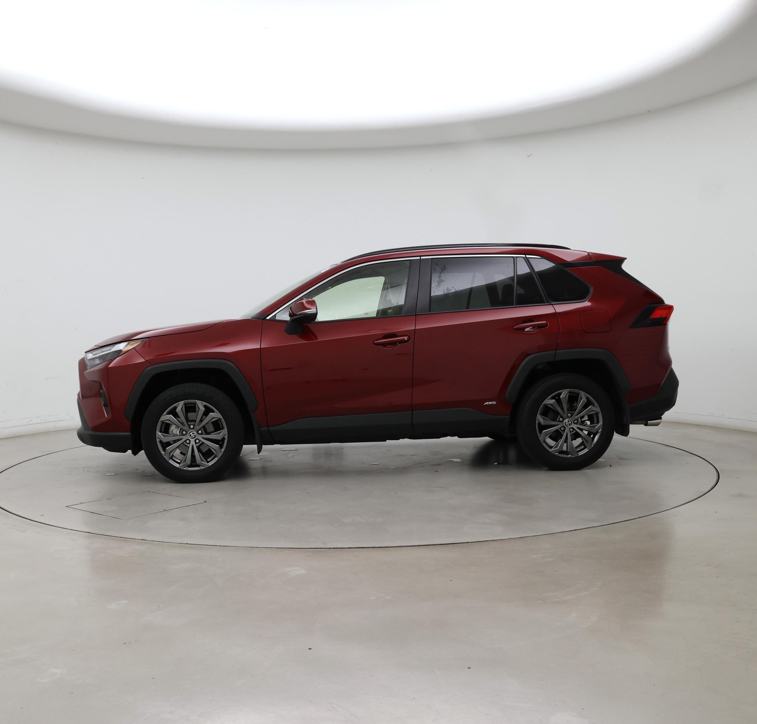 Thumbnail: 2025 Toyota RAV4 - 3
