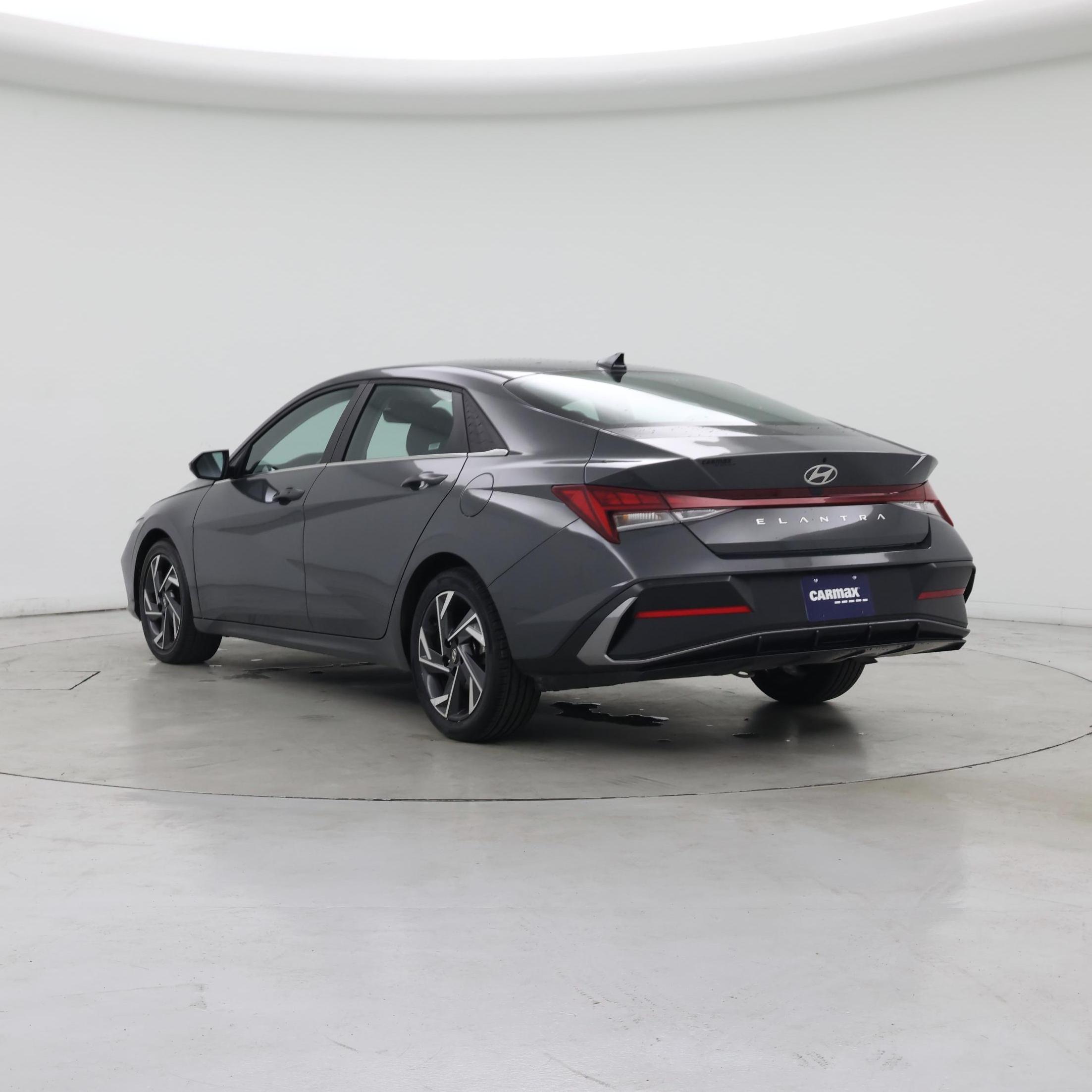 Thumbnail: 2025 Hyundai Elantra - 2