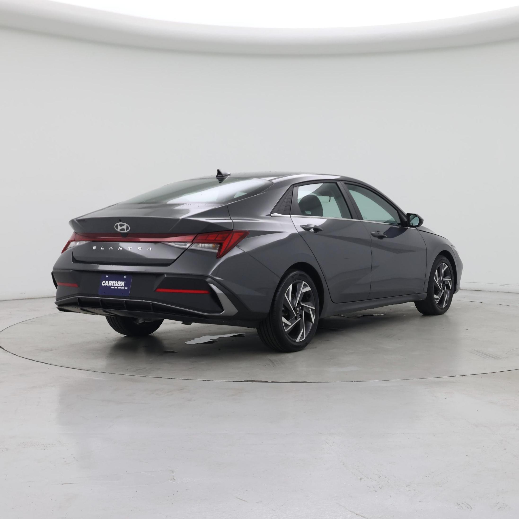 Thumbnail: 2025 Hyundai Elantra - 8