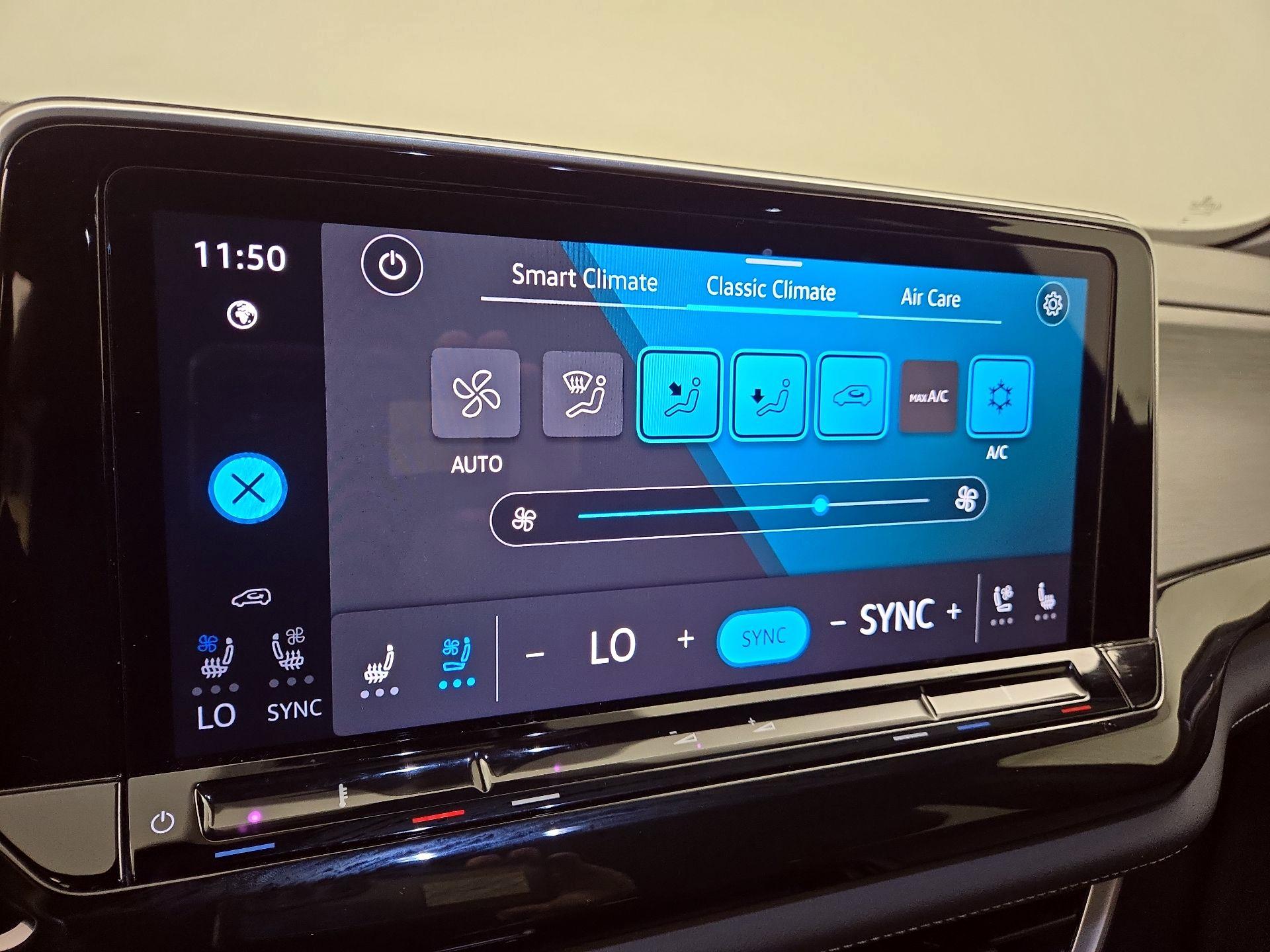 Thumbnail: 2025 Volkswagen Atlas - 16