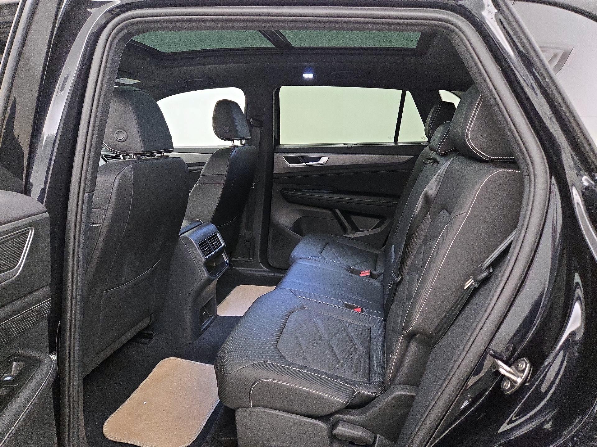 Thumbnail: 2025 Volkswagen Atlas - 20