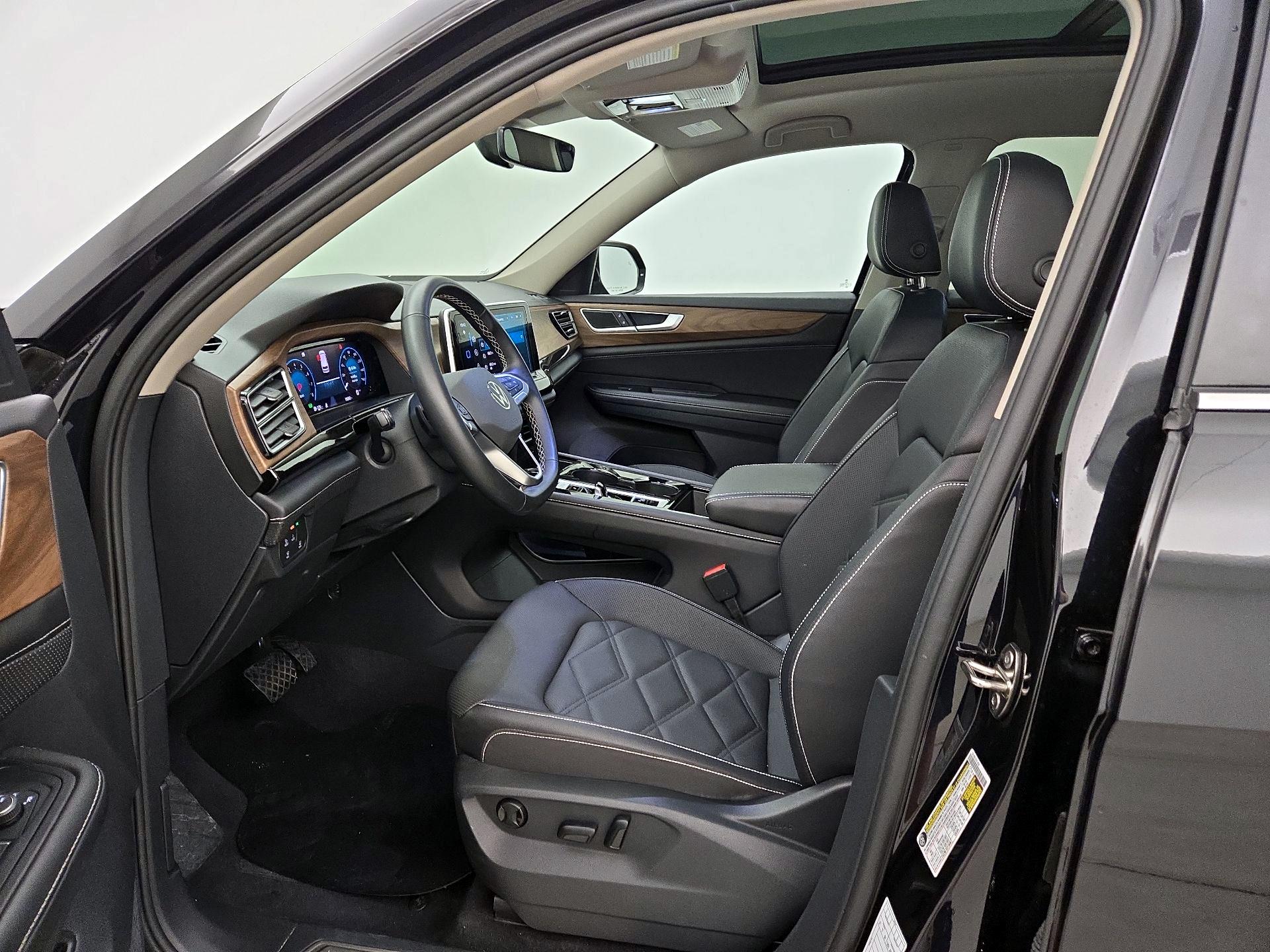Thumbnail: 2025 Volkswagen Atlas - 11