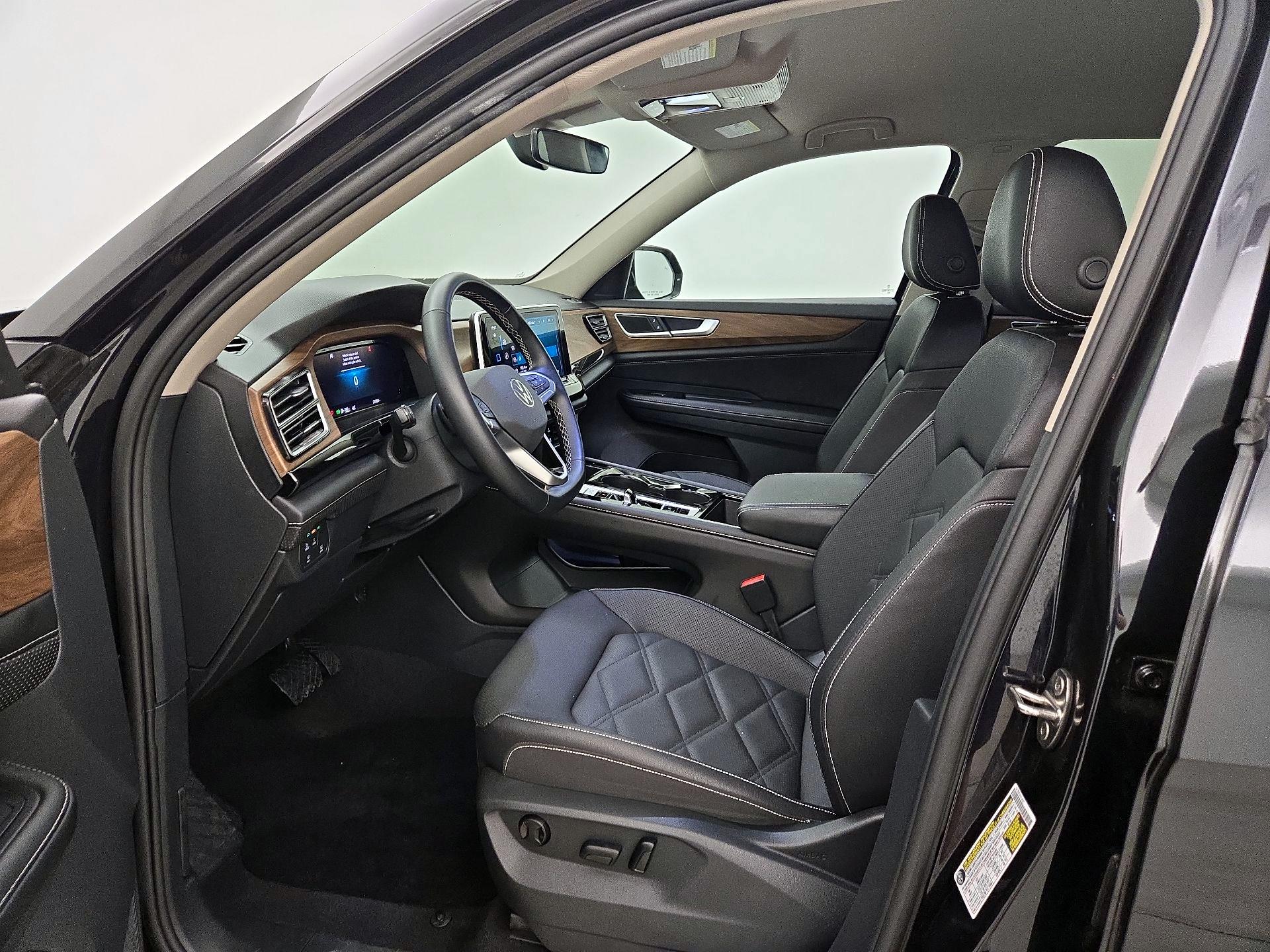 Thumbnail: 2025 Volkswagen Atlas - 11