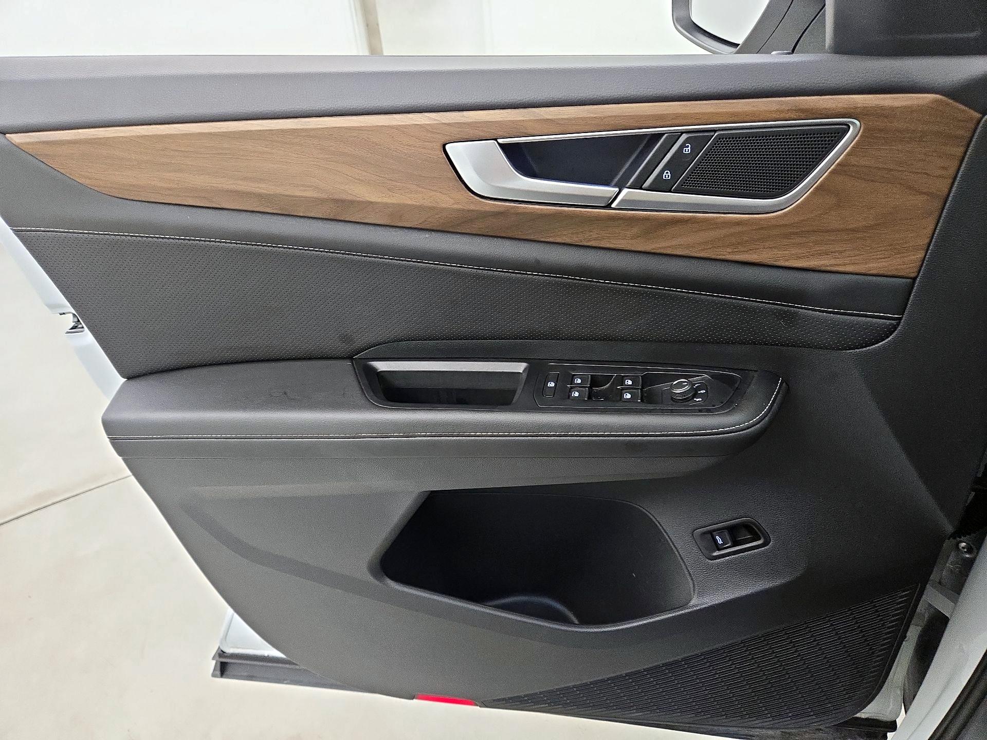 Thumbnail: 2025 Volkswagen Atlas - 12